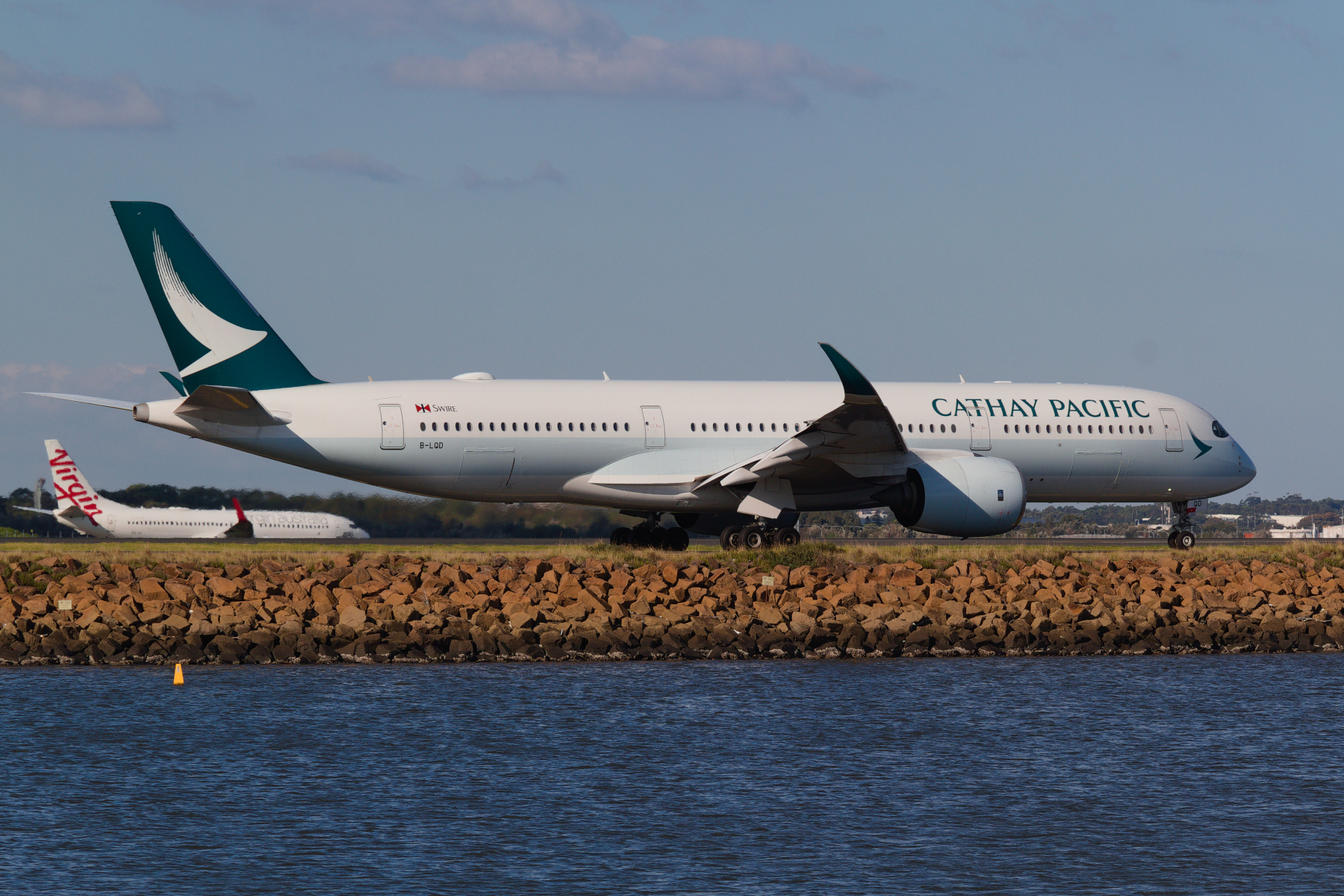 Cathay Pacific Airways Airbus A350-900 B-LQD at Kingsford Smith