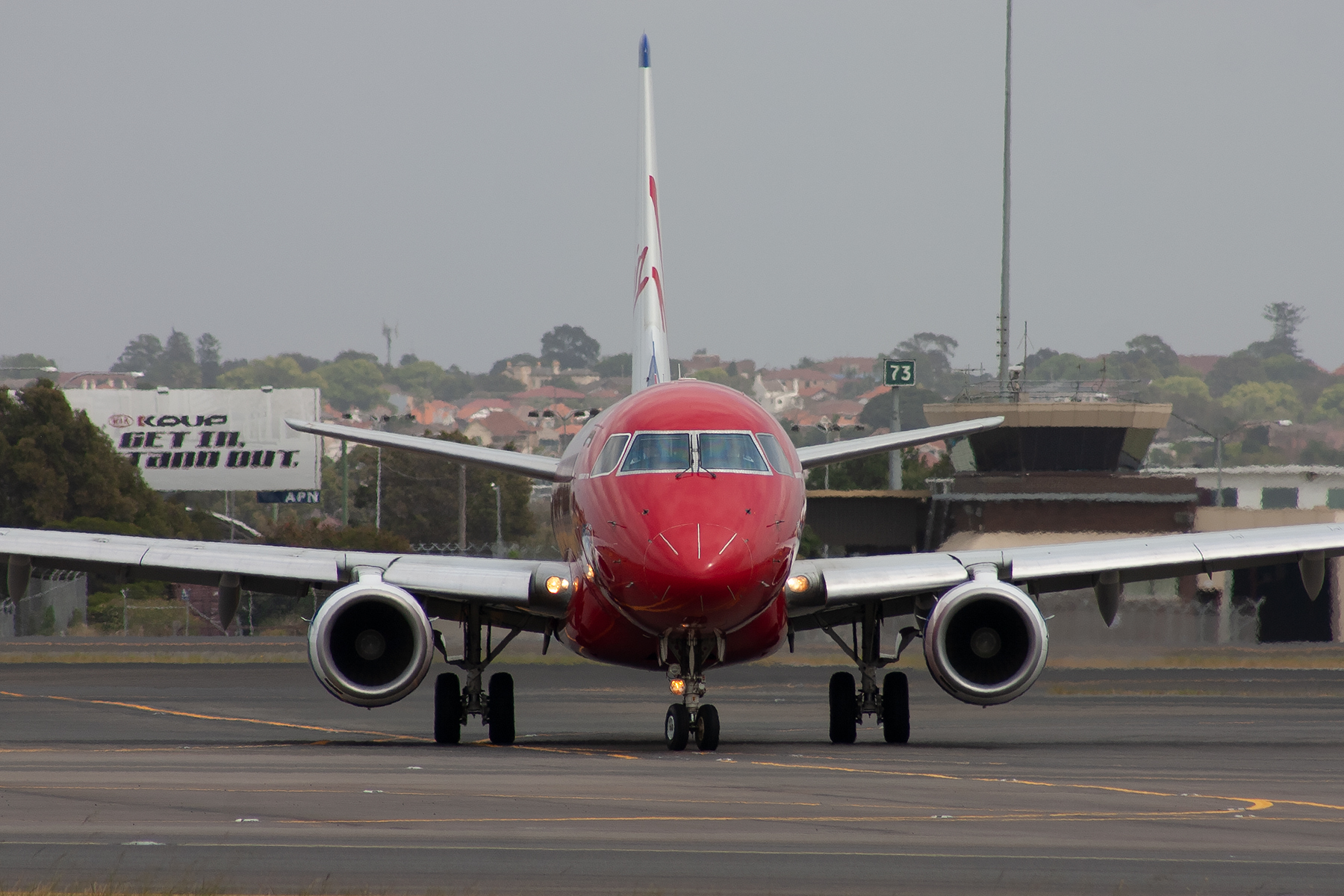 Virgin Blue Airlines Embraer E170LR VH-ZHB at Kingsford Smith