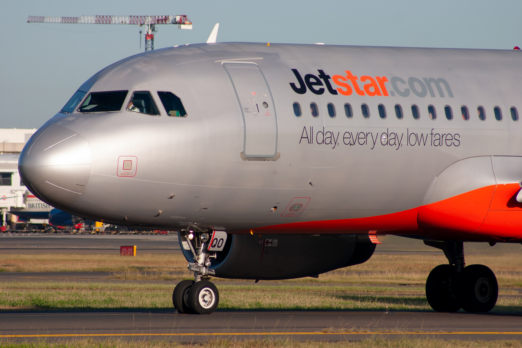 Jetstar Airways Airbus A320-200 VH-VQO at Kingsford Smith