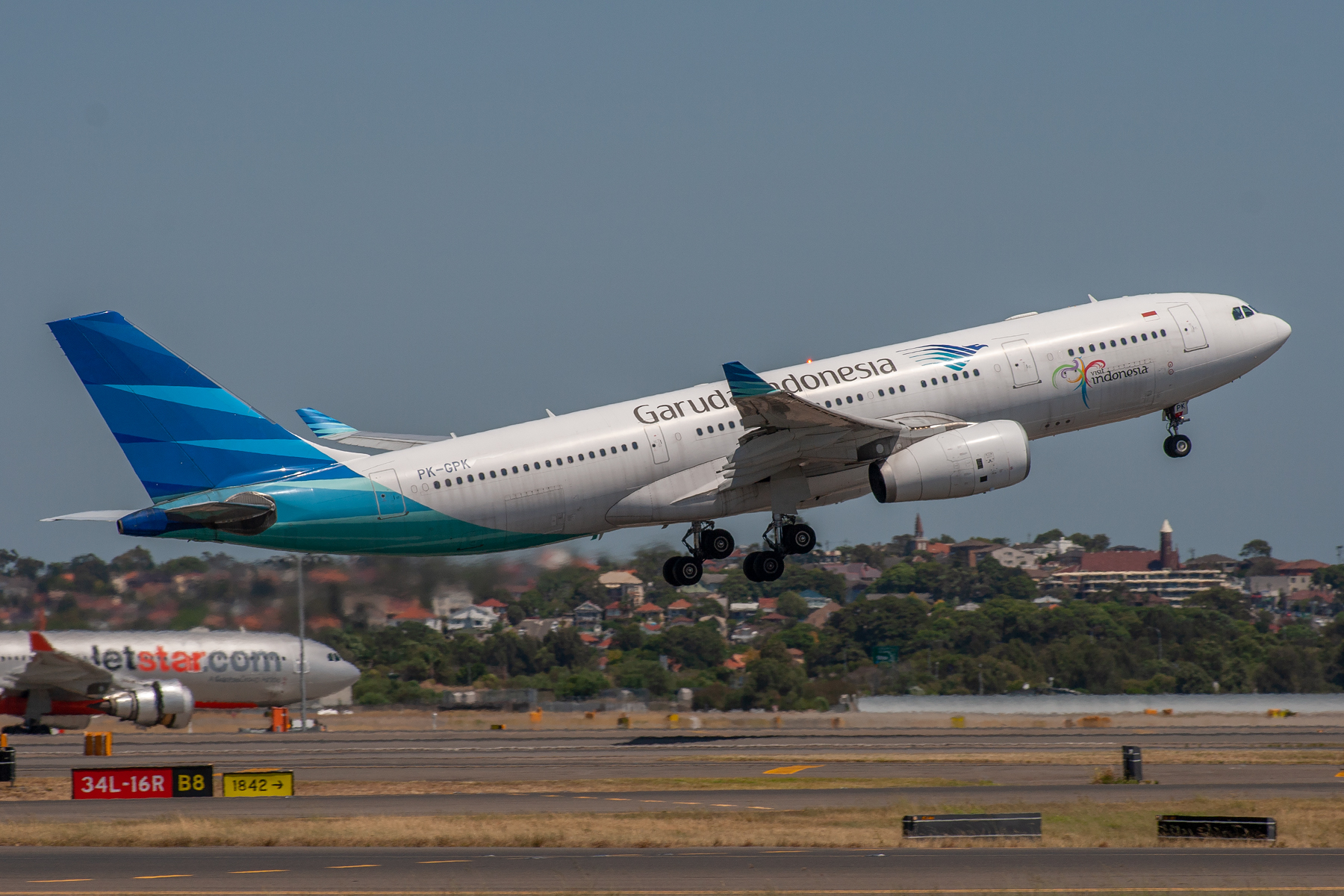 Garuda Indonesia Airbus A330-200 PK-GPK at Kingsford Smith