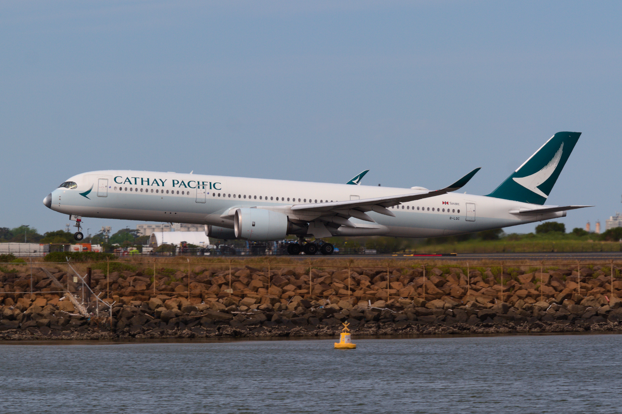 Cathay Pacific Airways Airbus A350-900 B-LQC at Kingsford Smith