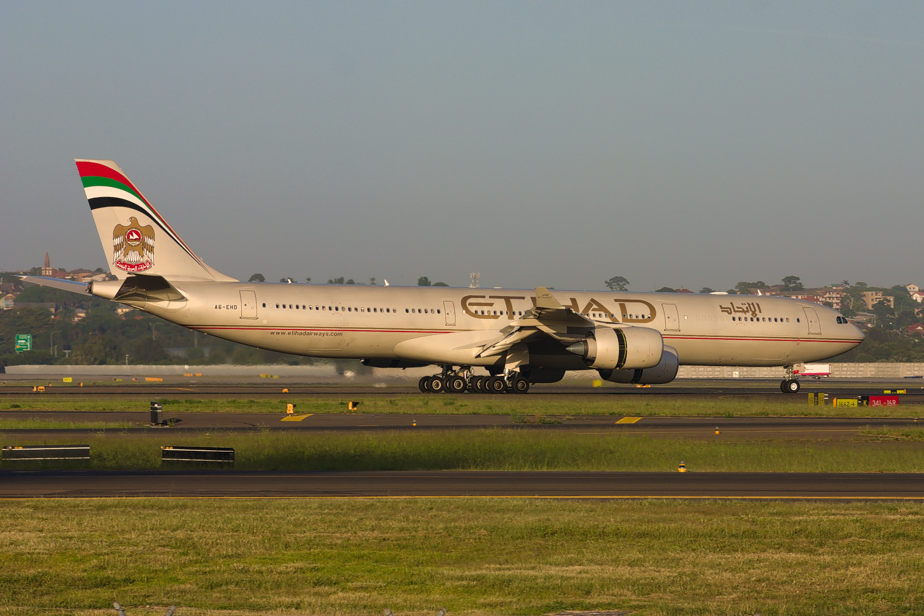 Etihad Airways Airbus A340-500 A6-EHD at Kingsford Smith
