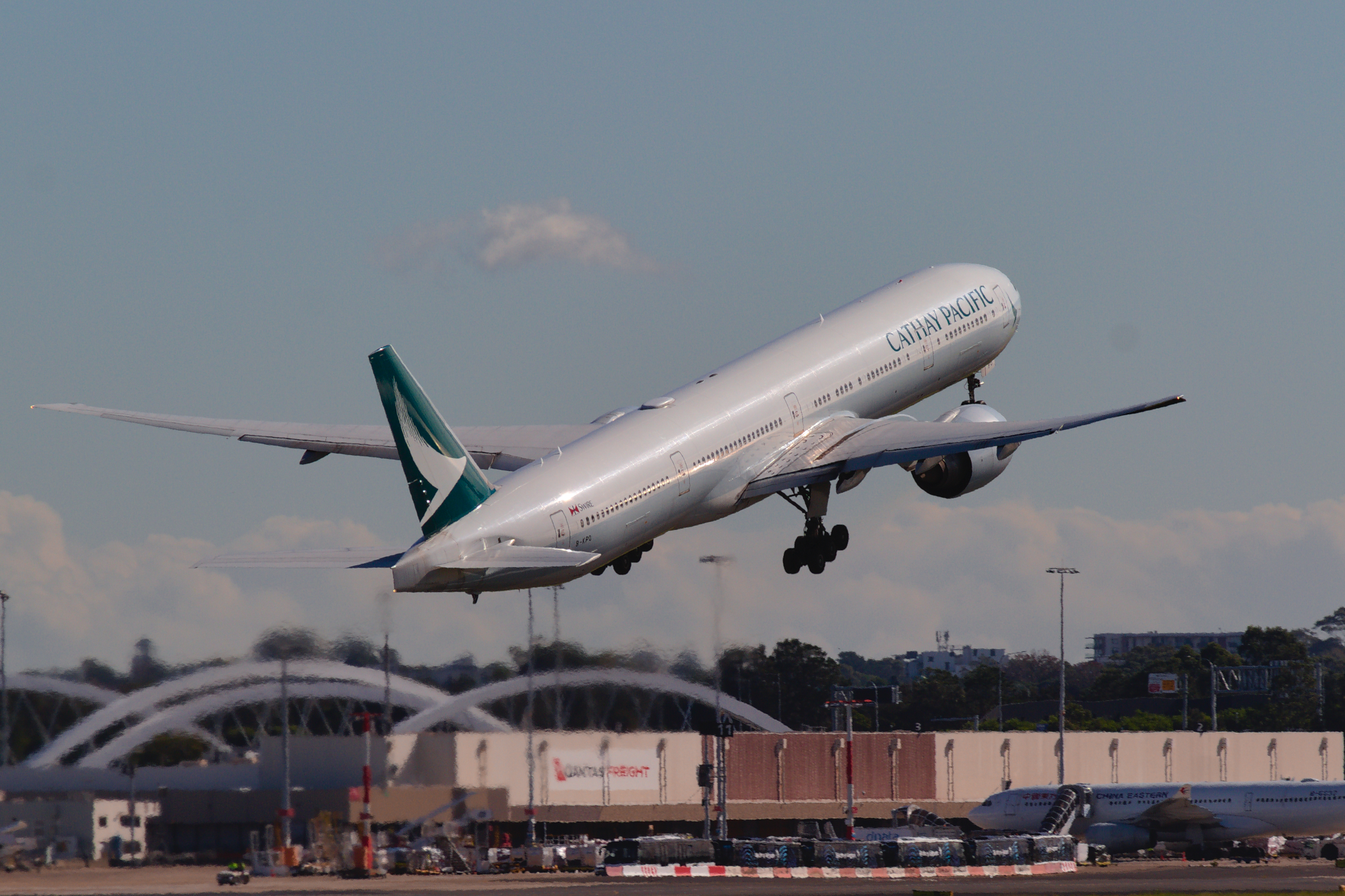 Cathay Pacific Airways Boeing 777-300ER B-KPO at Kingsford Smith