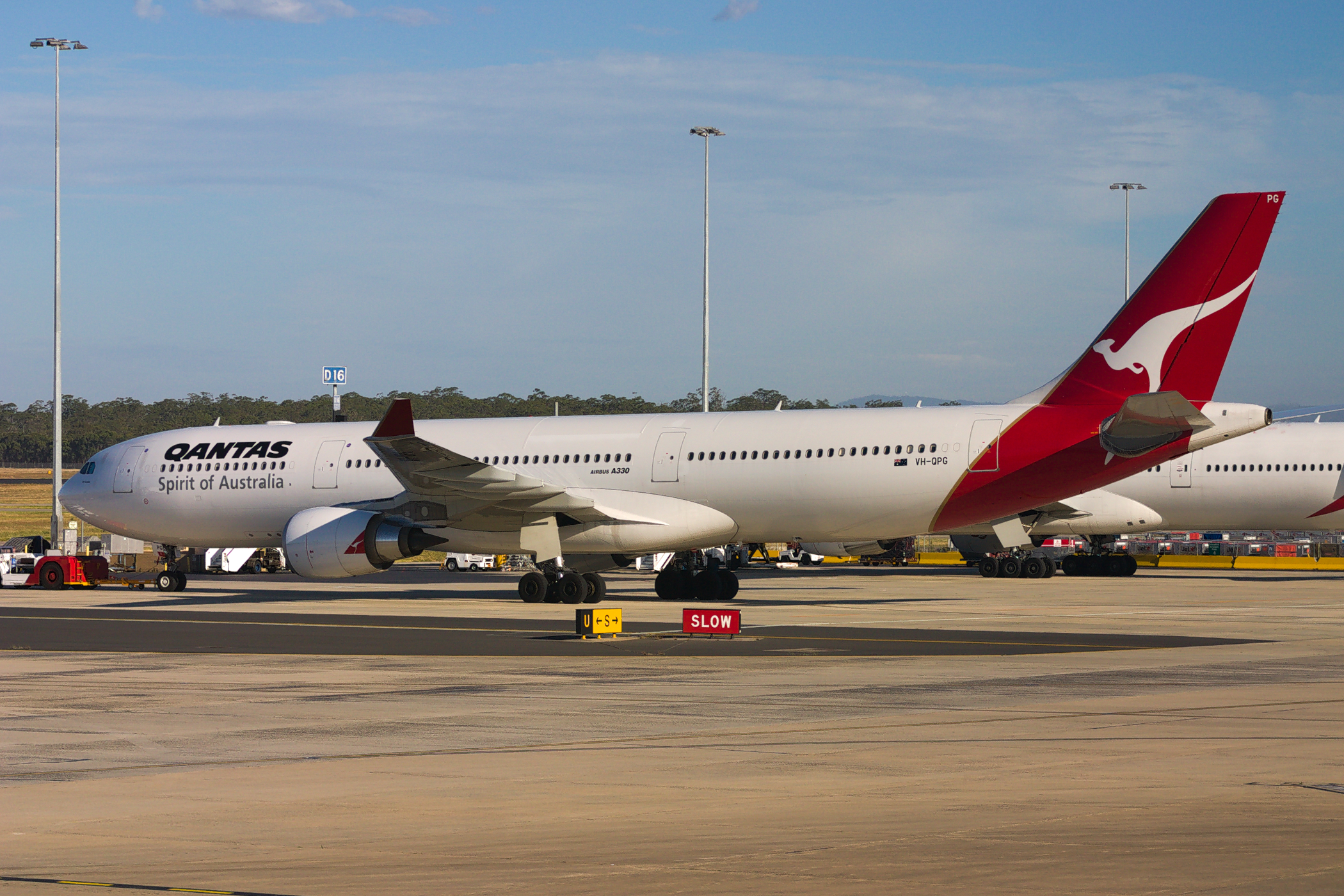 Qantas Airbus A330-300 VH-QPG at Tullamarine
