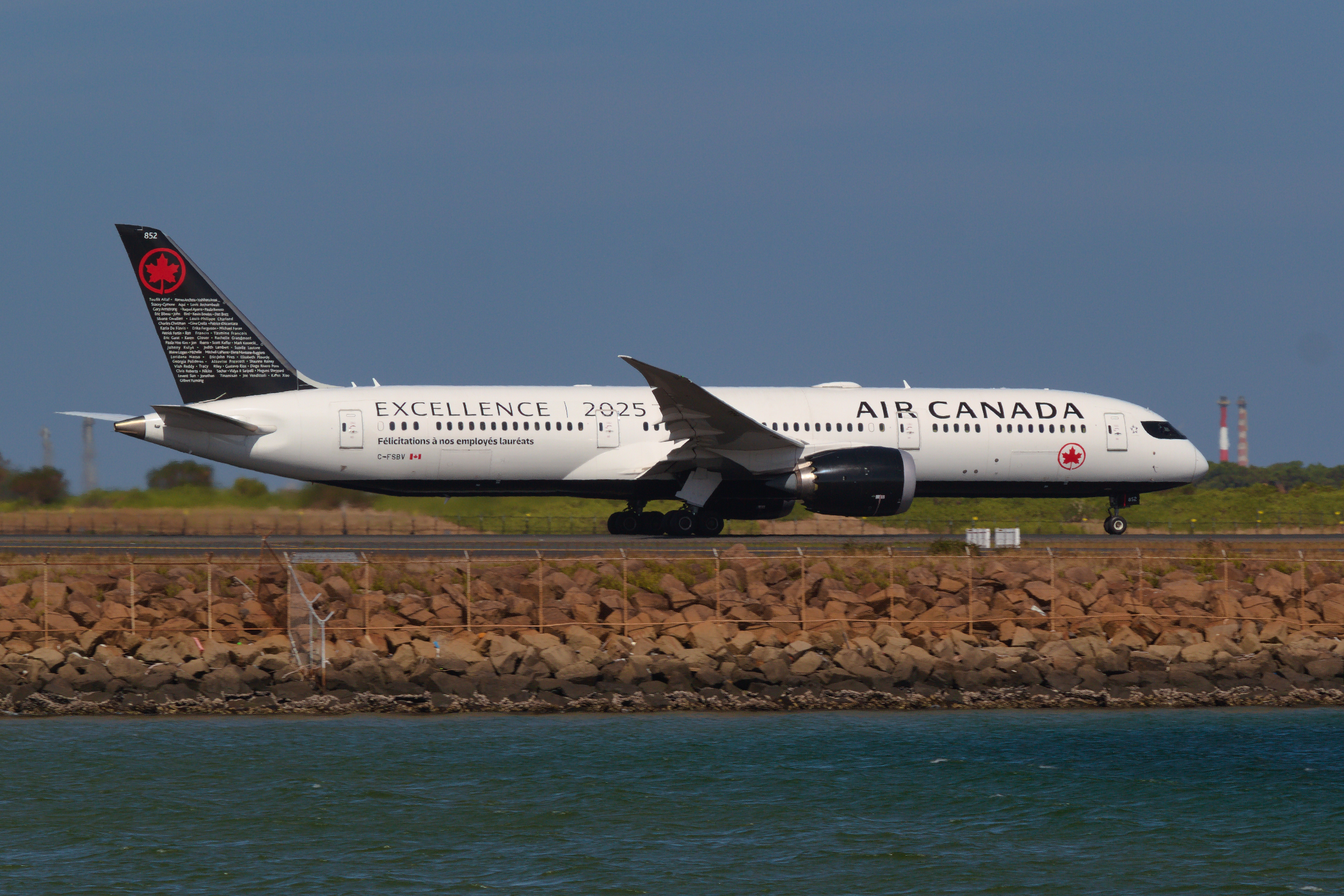 Air Canada Boeing 787-900 C-FSBV at Kingsford Smith