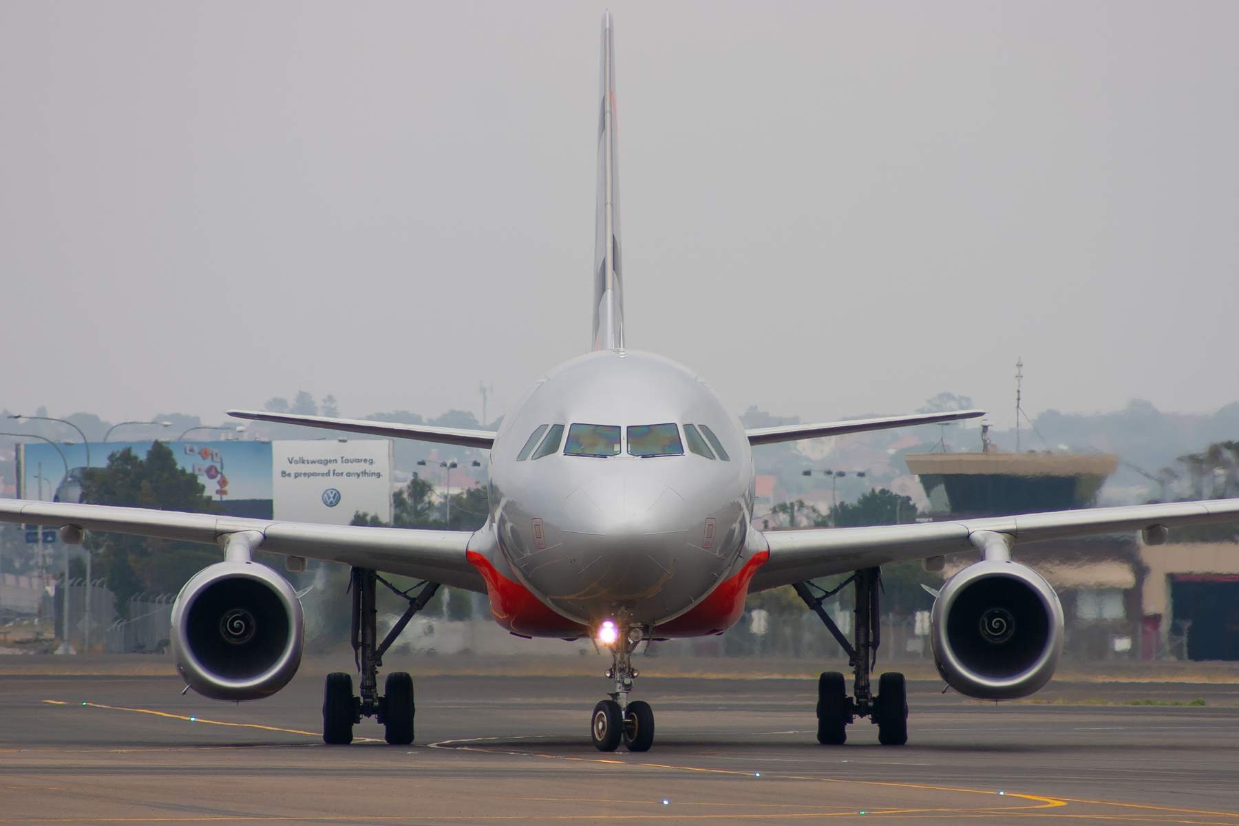 Jetstar Airways Airbus A320-200 VH-VQG at Kingsford Smith