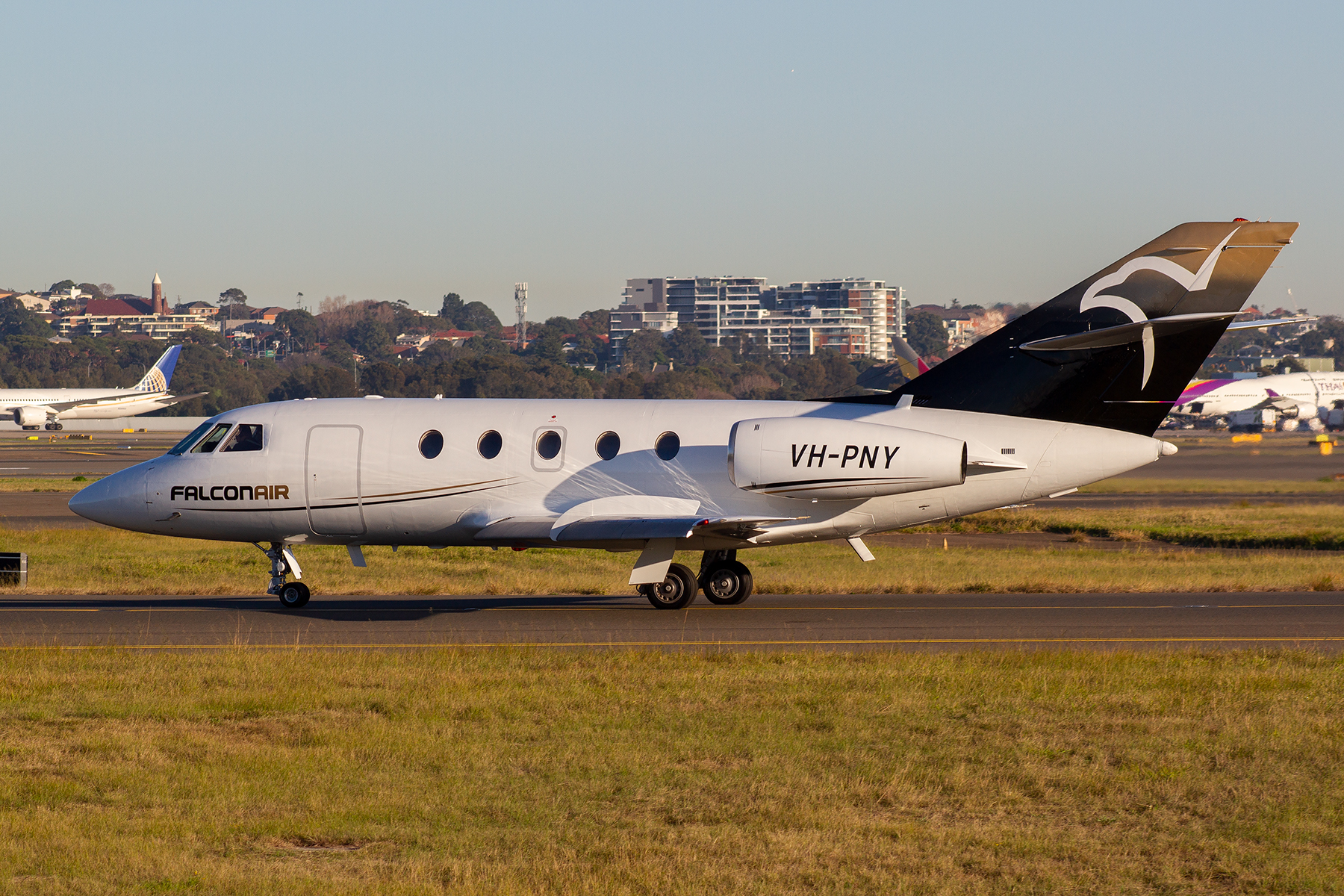 Falconair (Pty) Dassault Falcon 20F-5 VH-PNY at Kingsford Smith