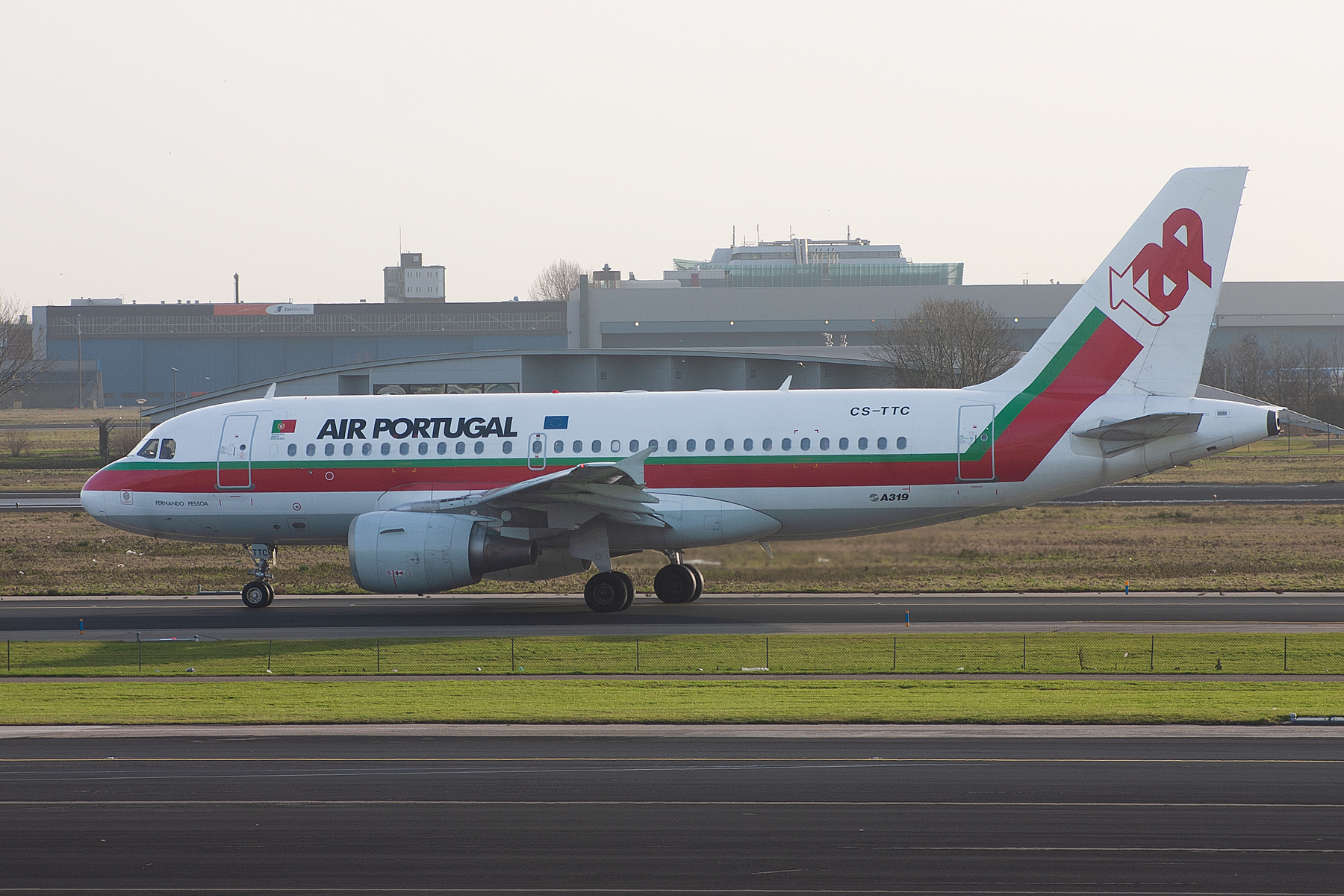 TAP Air Portugal Airbus A319-100 CS-TTC at Schiphol