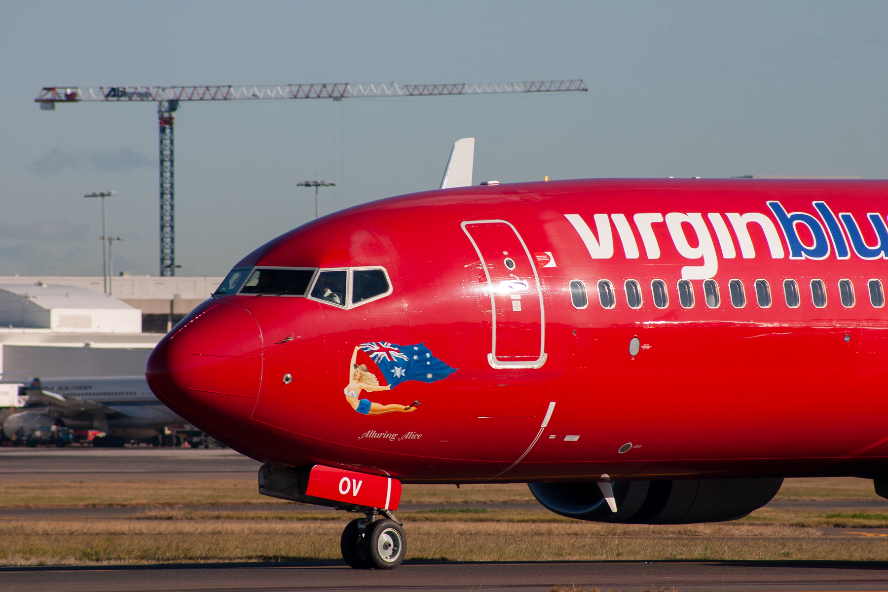 Virgin Blue Airlines Boeing 737-800 VH-VOV at Kingsford Smith