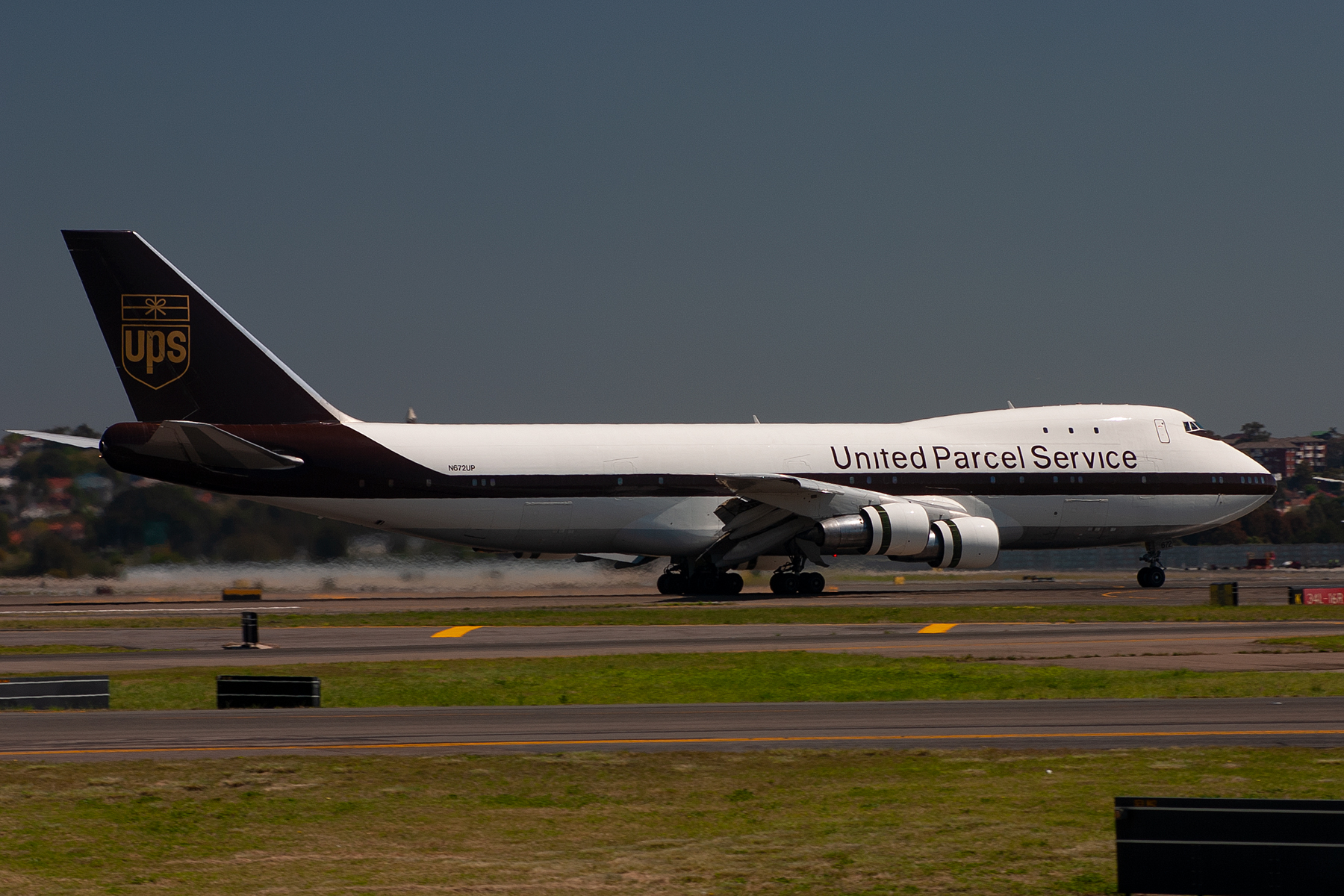 United Parcel S Boeing 747-100 N672UP at Kingsford Smith