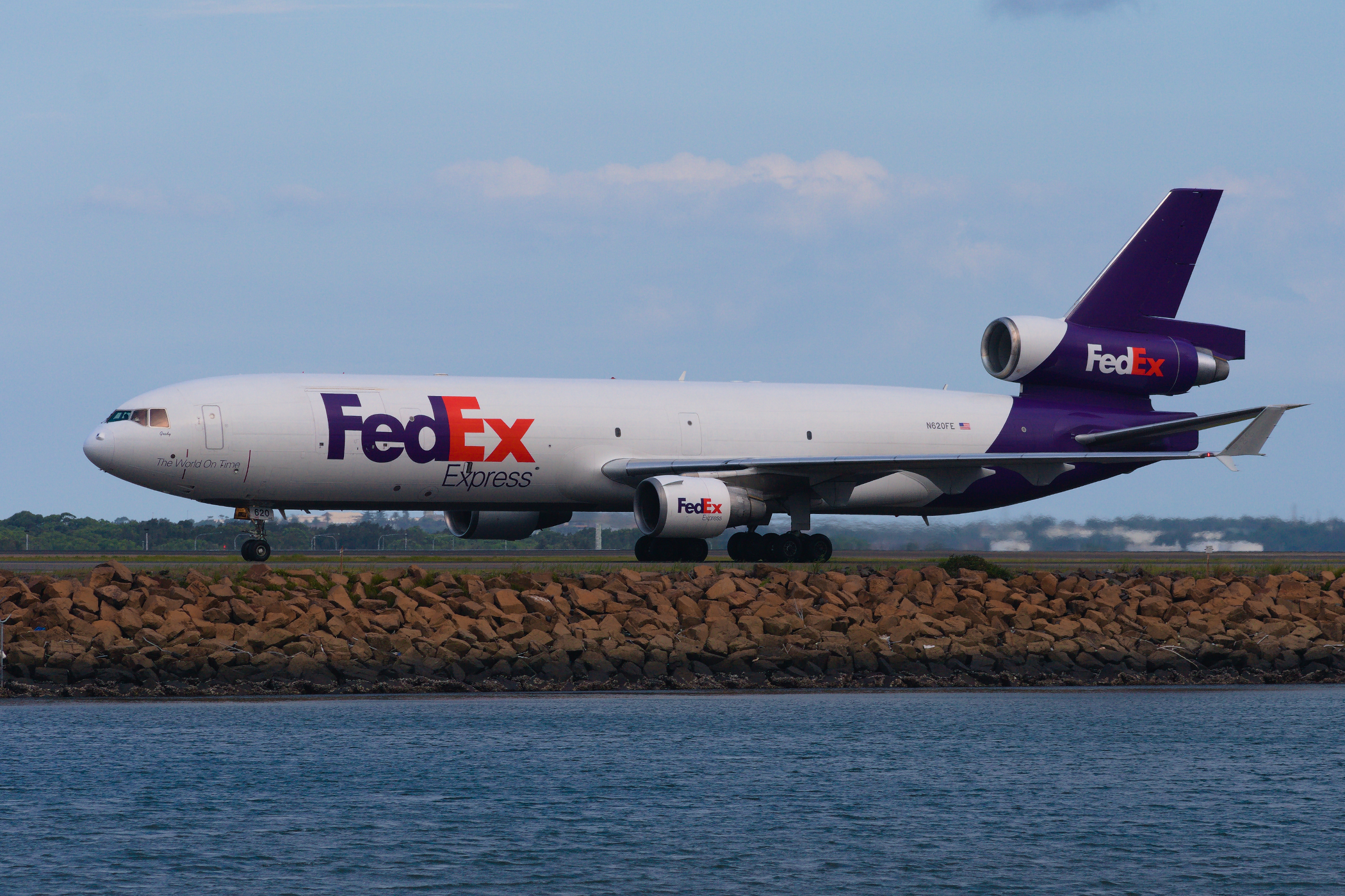Federal Express McDonnell Douglas MD11F N620FE at Kingsford Smith