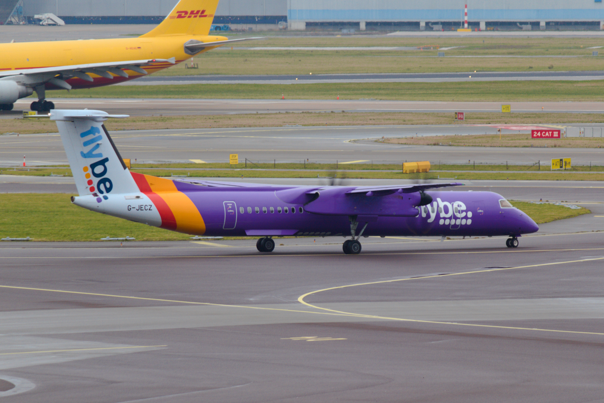 FlyBe deHavilland Canada DHC8-Q400 G-JECZ at Schiphol