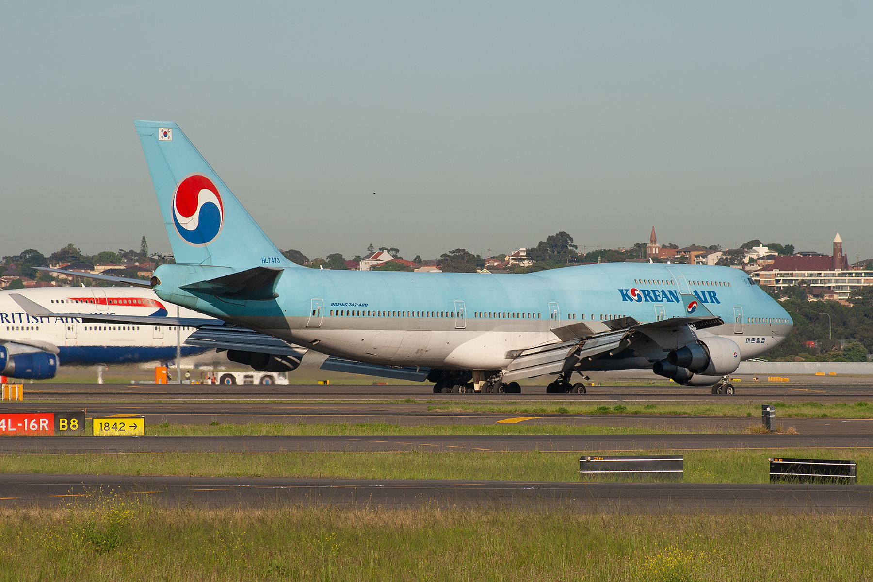 Korean Air Boeing 747-400 HL7473 at Kingsford Smith