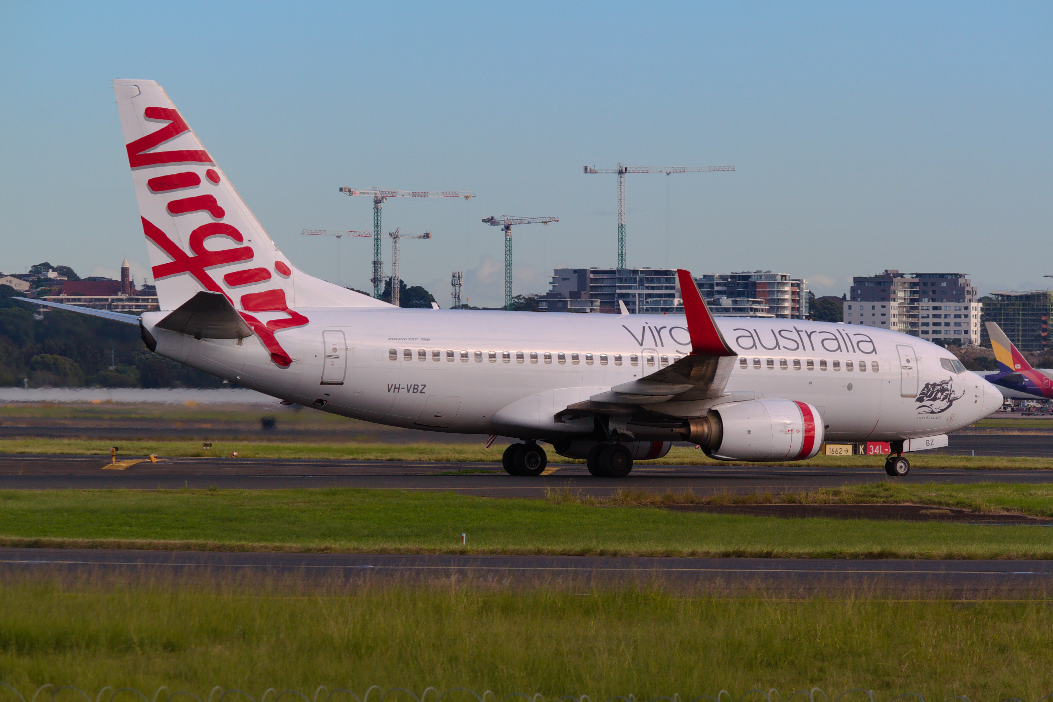 Virgin Australia Airlines Boeing 737-700 VH-VBZ at Kingsford Smith