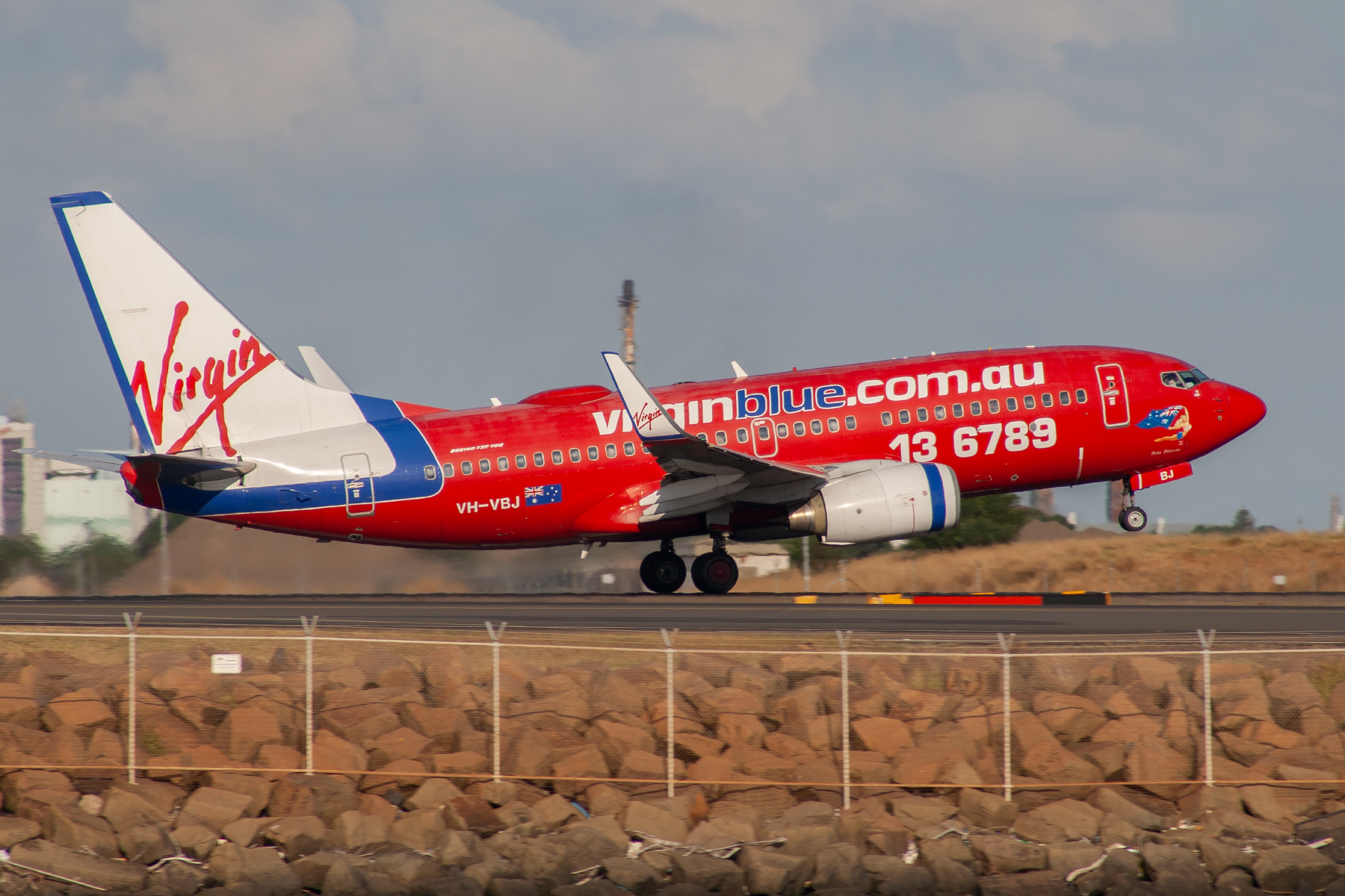 Virgin Blue Airlines Boeing 737-700 VH-VBJ at Kingsford Smith