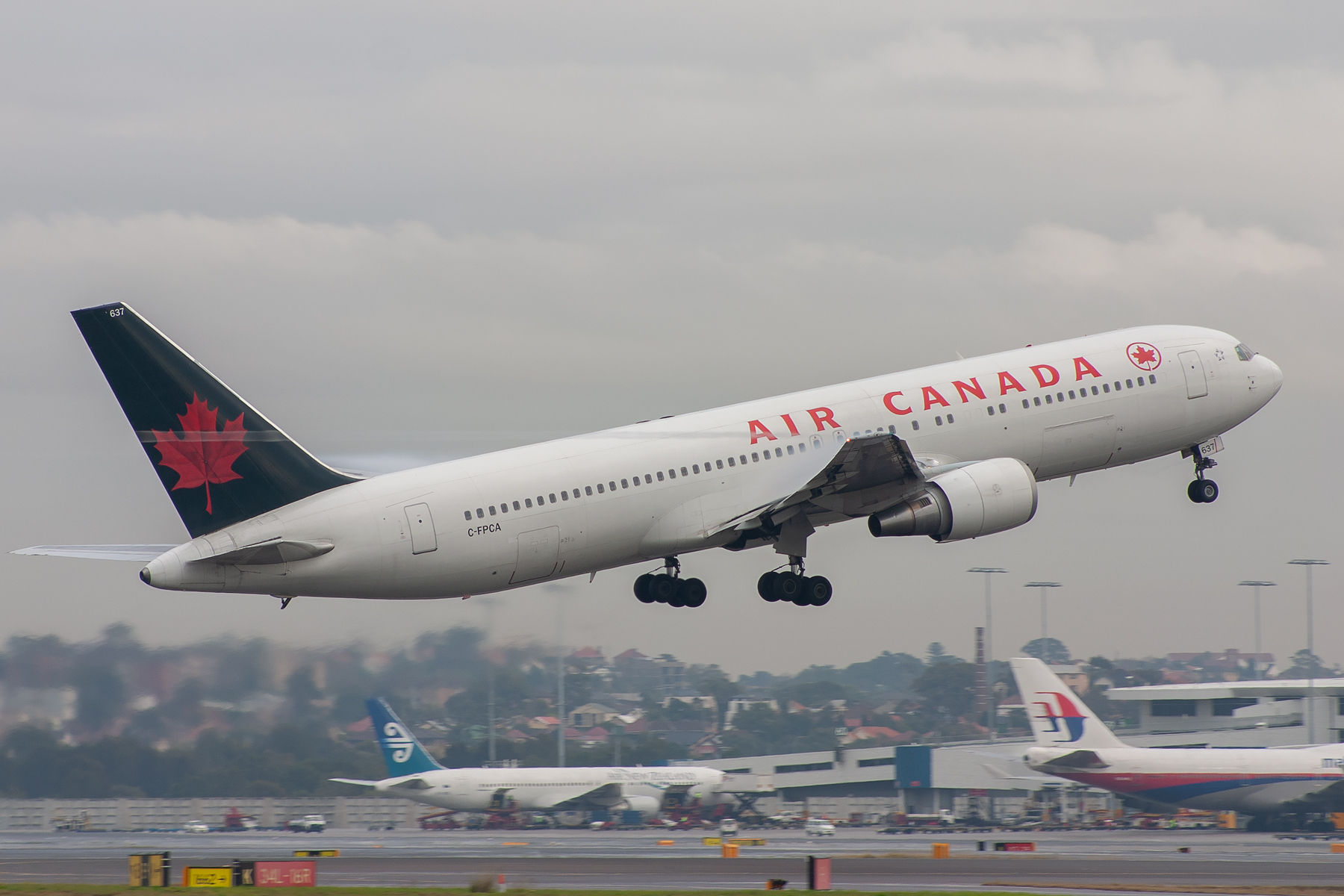 Air Canada Boeing 767-300ER C-FPCA at Kingsford Smith