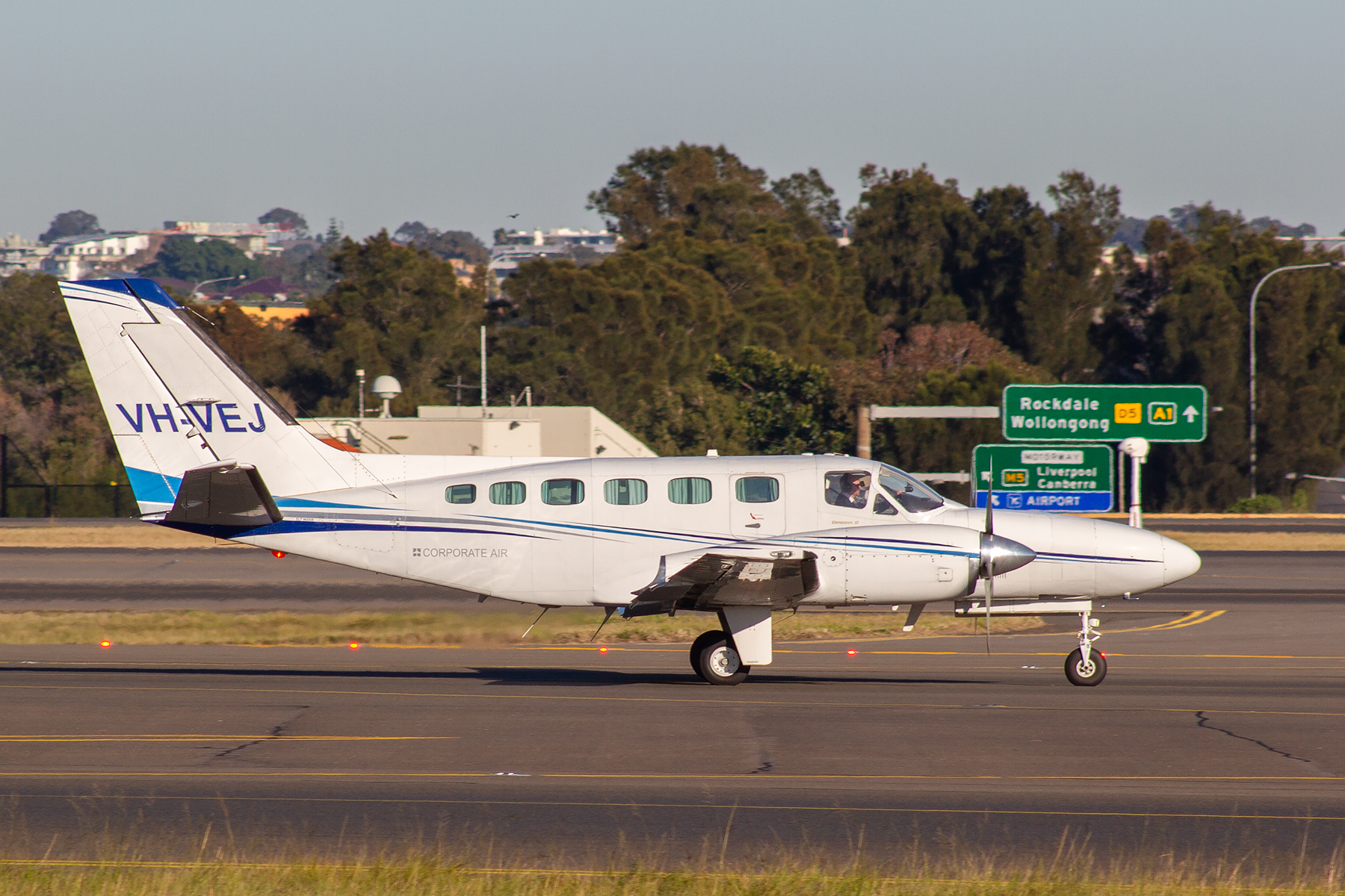 Vee H Aviation (Pty) Cessna 441 VH-VEJ at Kingsford Smith