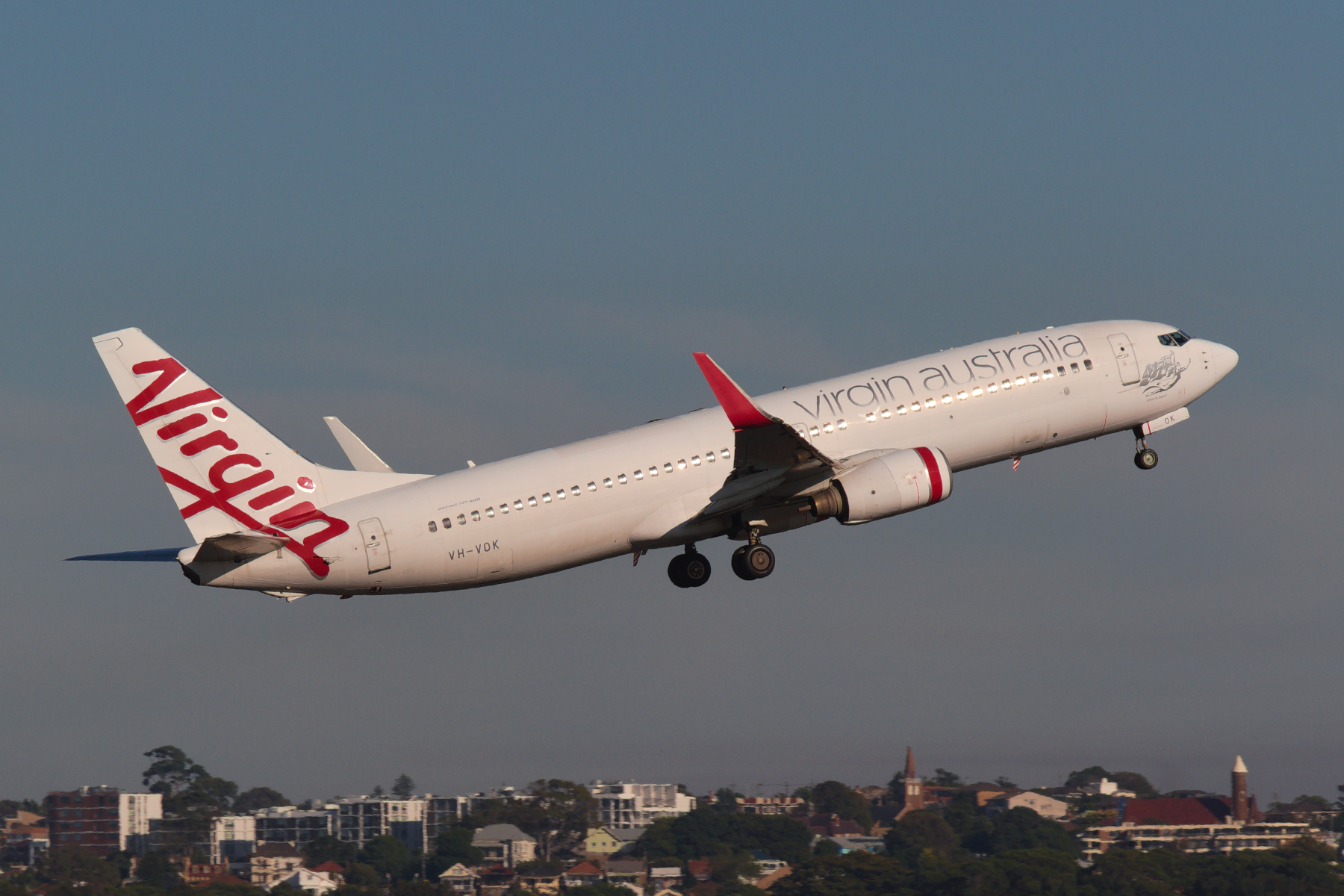 Virgin Australia Airlines Boeing 737-800 VH-VOK at Kingsford Smith