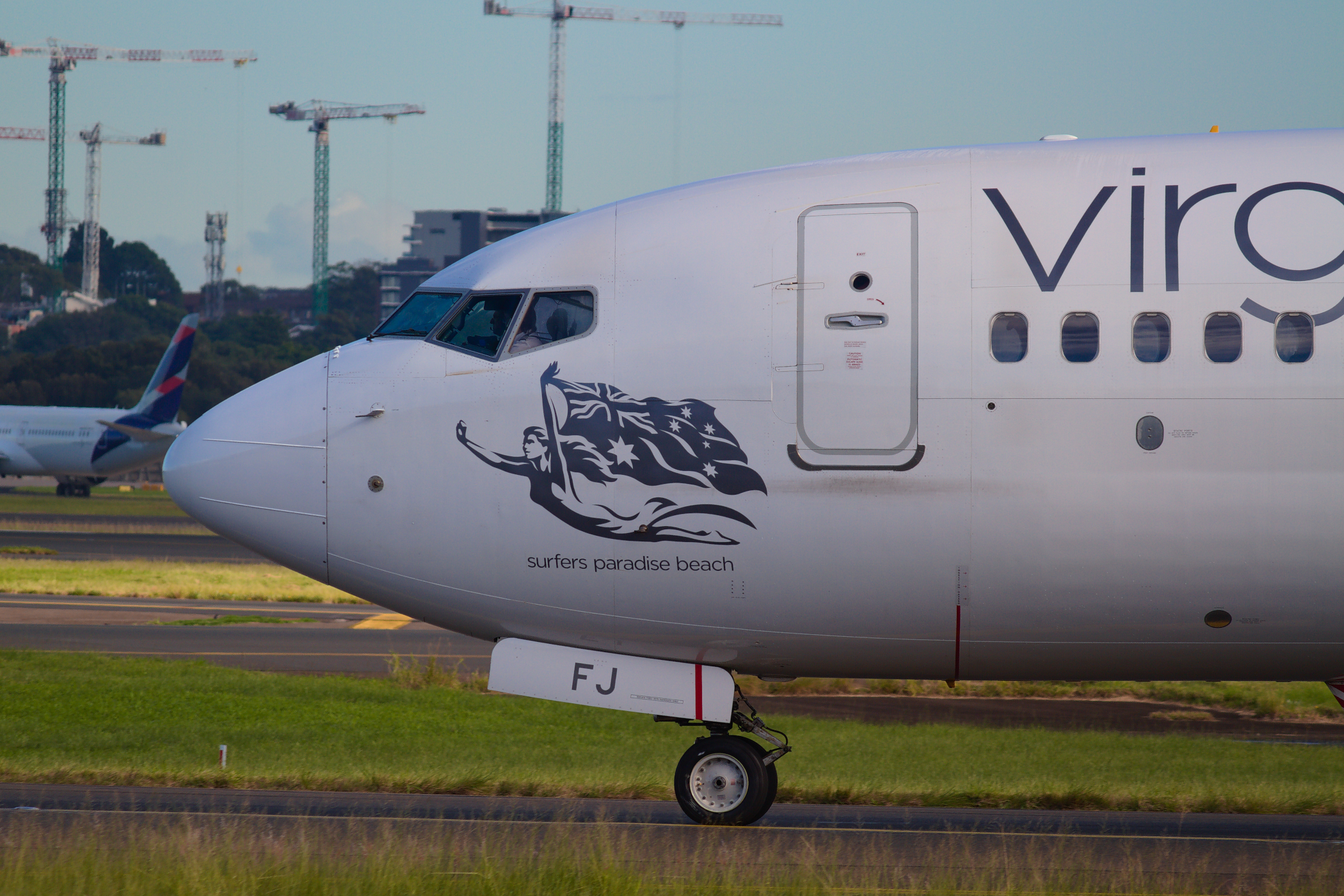 Virgin Australia Airlines Boeing 737-800 VH-YFJ at Kingsford Smith