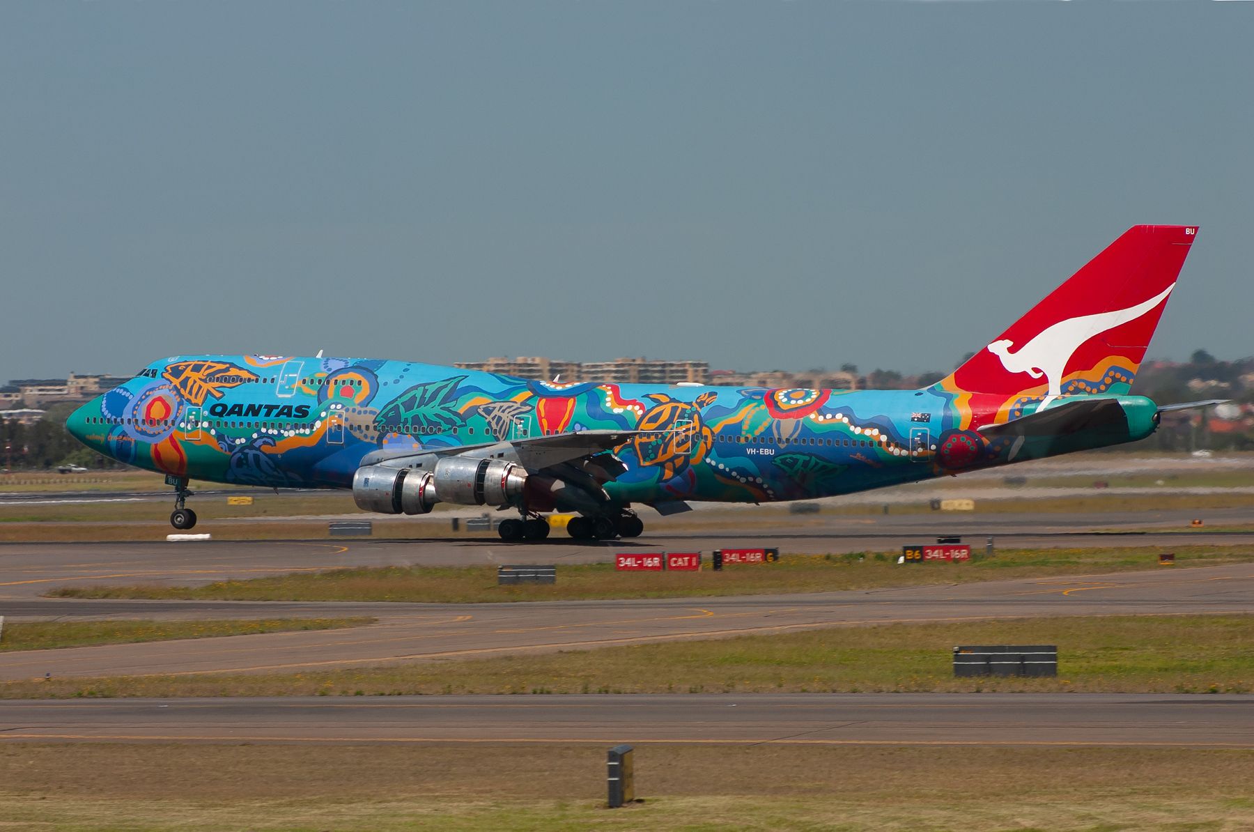 Qantas Boeing 747-300 VH-EBU at Kingsford Smith