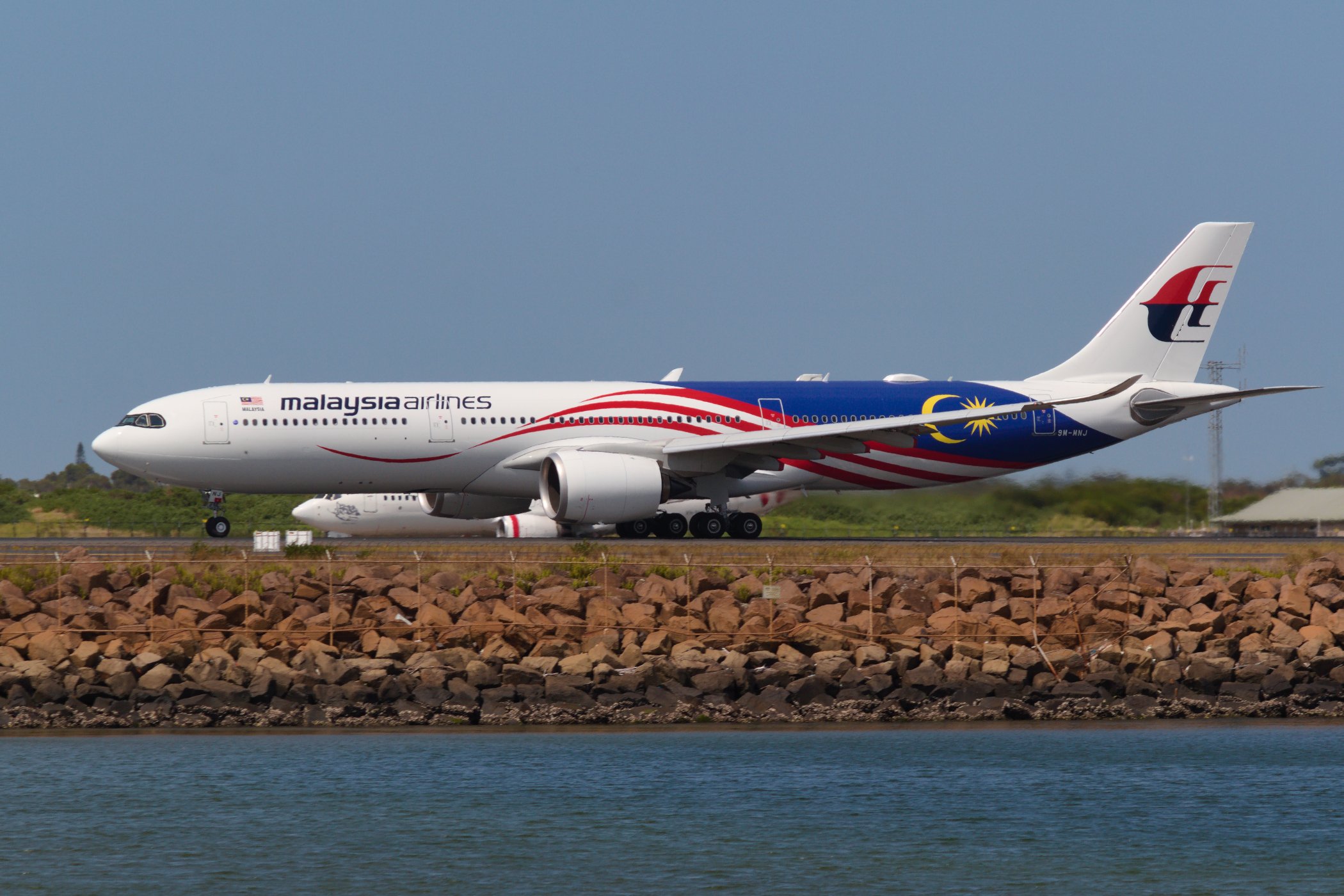 Malaysian Airlines Airbus A330-900 9M-MNJ at Kingsford Smith