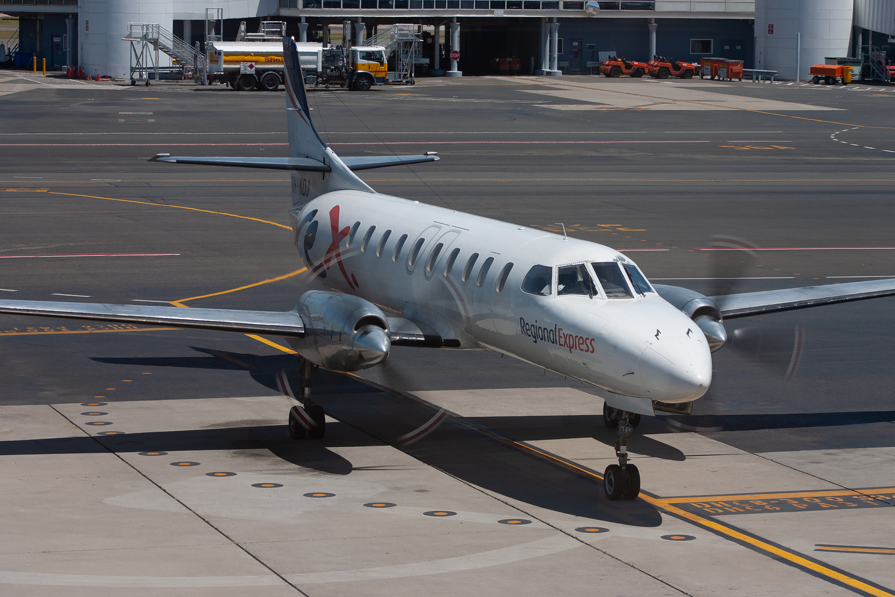 Australiawide/Rex Fairchild Metro 23 VH-KDJ at Kingsford Smith