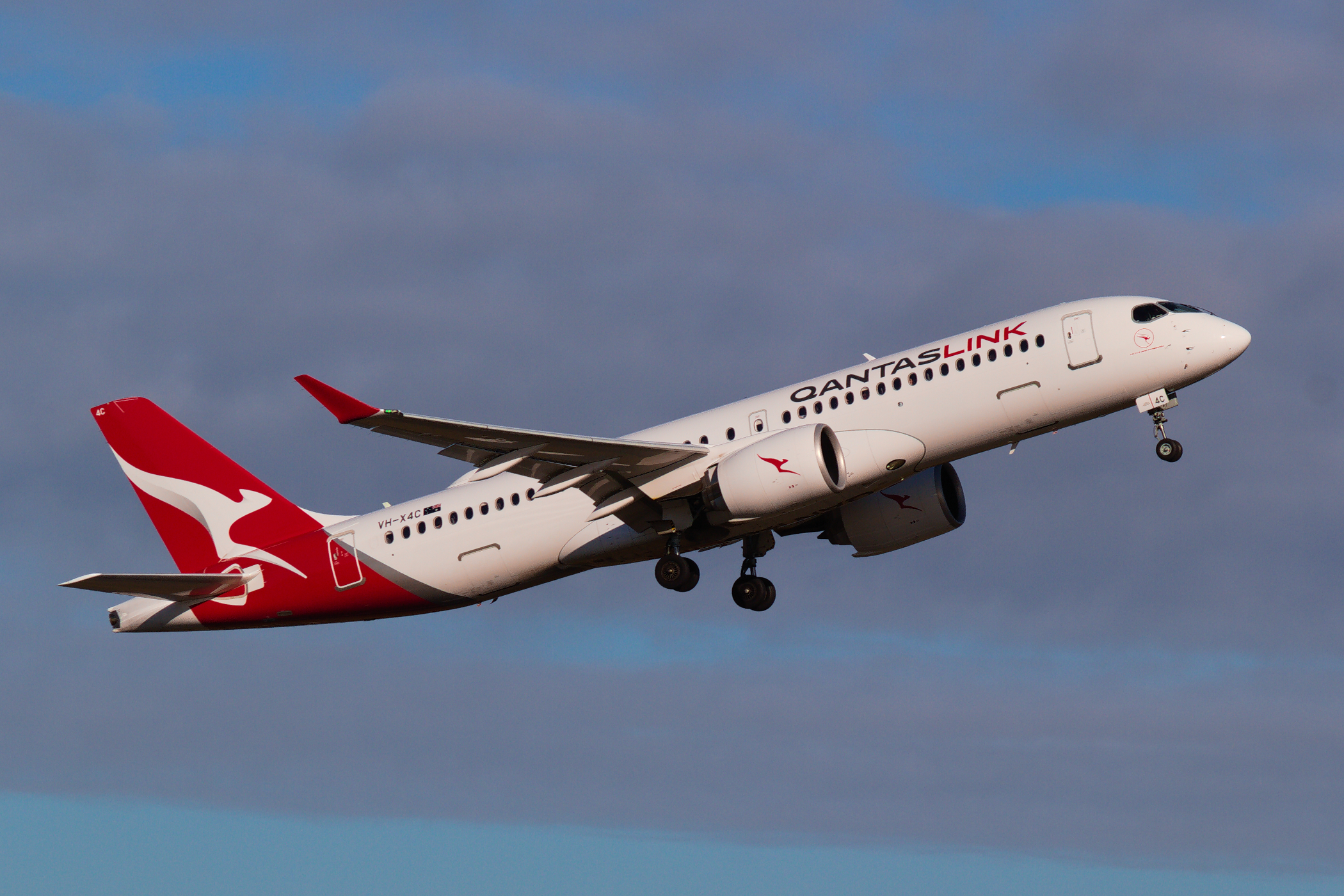 QantasLINK Airbus A220-300 VH-X4C at Kingsford Smith