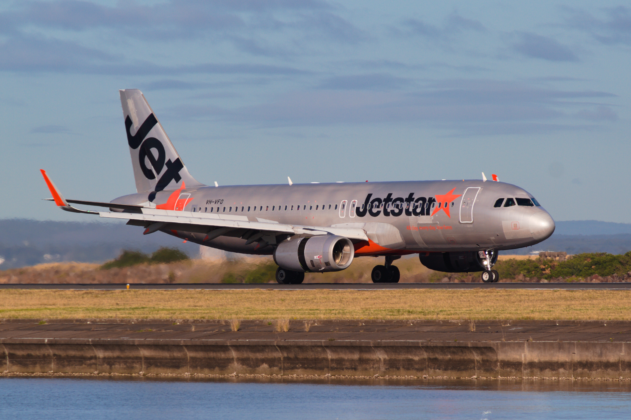 Jetstar Airways Airbus A320-200 VH-VFO at Kingsford Smith