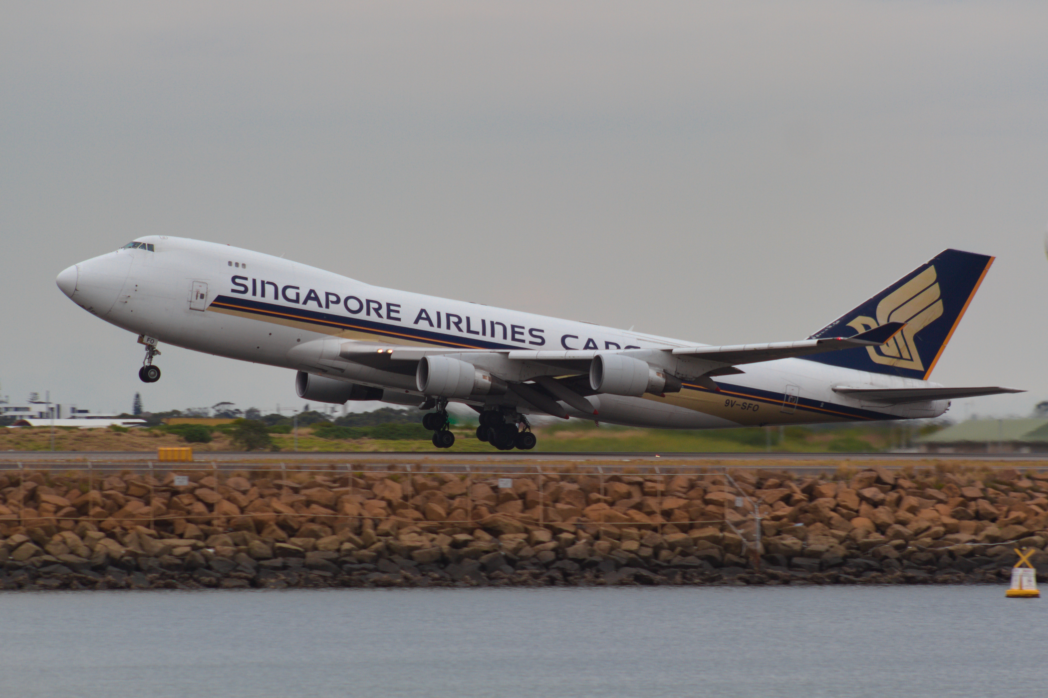 Singapore AL Cargo Boeing 747-400F 9V-SFO at Kingsford Smith