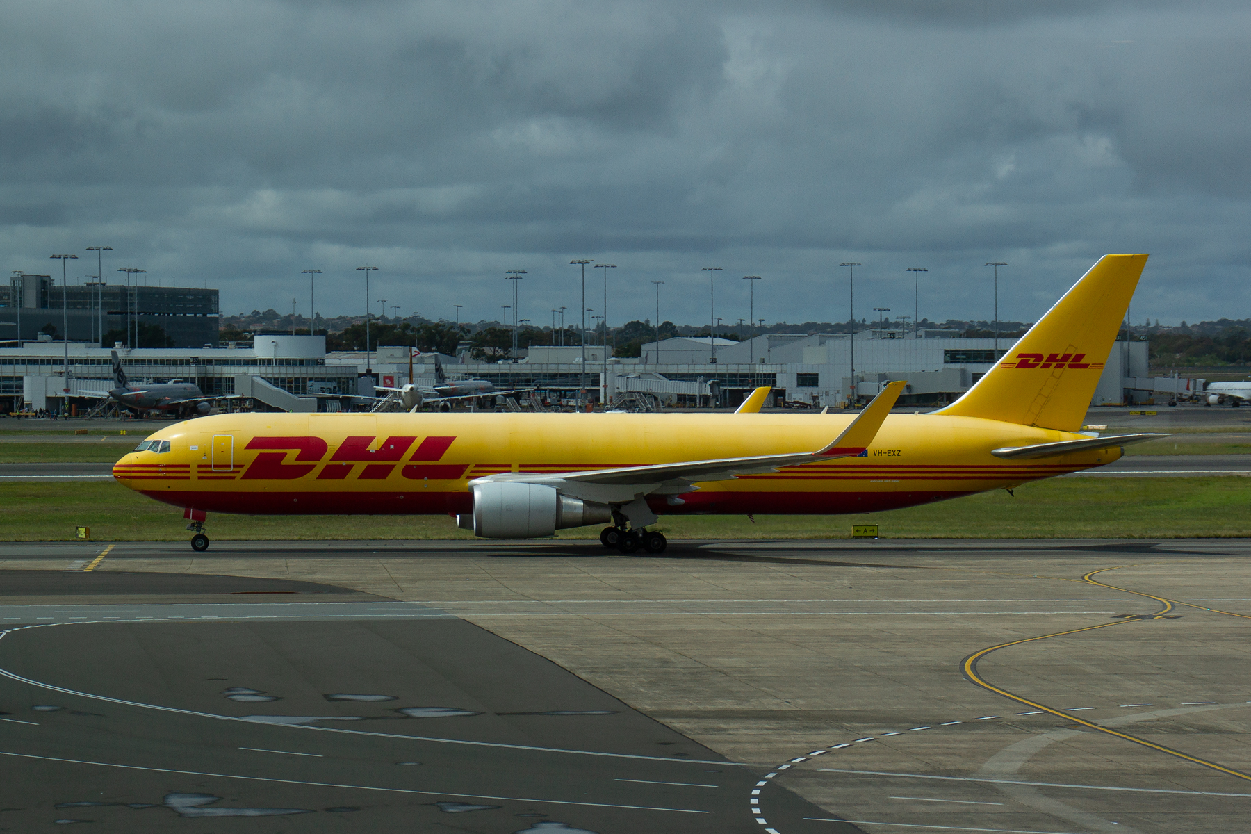 Tasman Cargo Airlines Boeing 767-300 VH-EXZ at Kingsford Smith