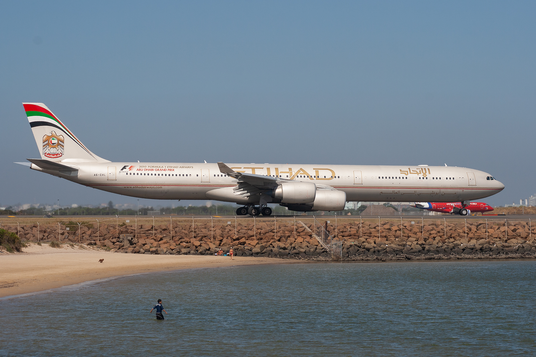 Etihad Airways Airbus A340-600 A6-EHL at Kingsford Smith