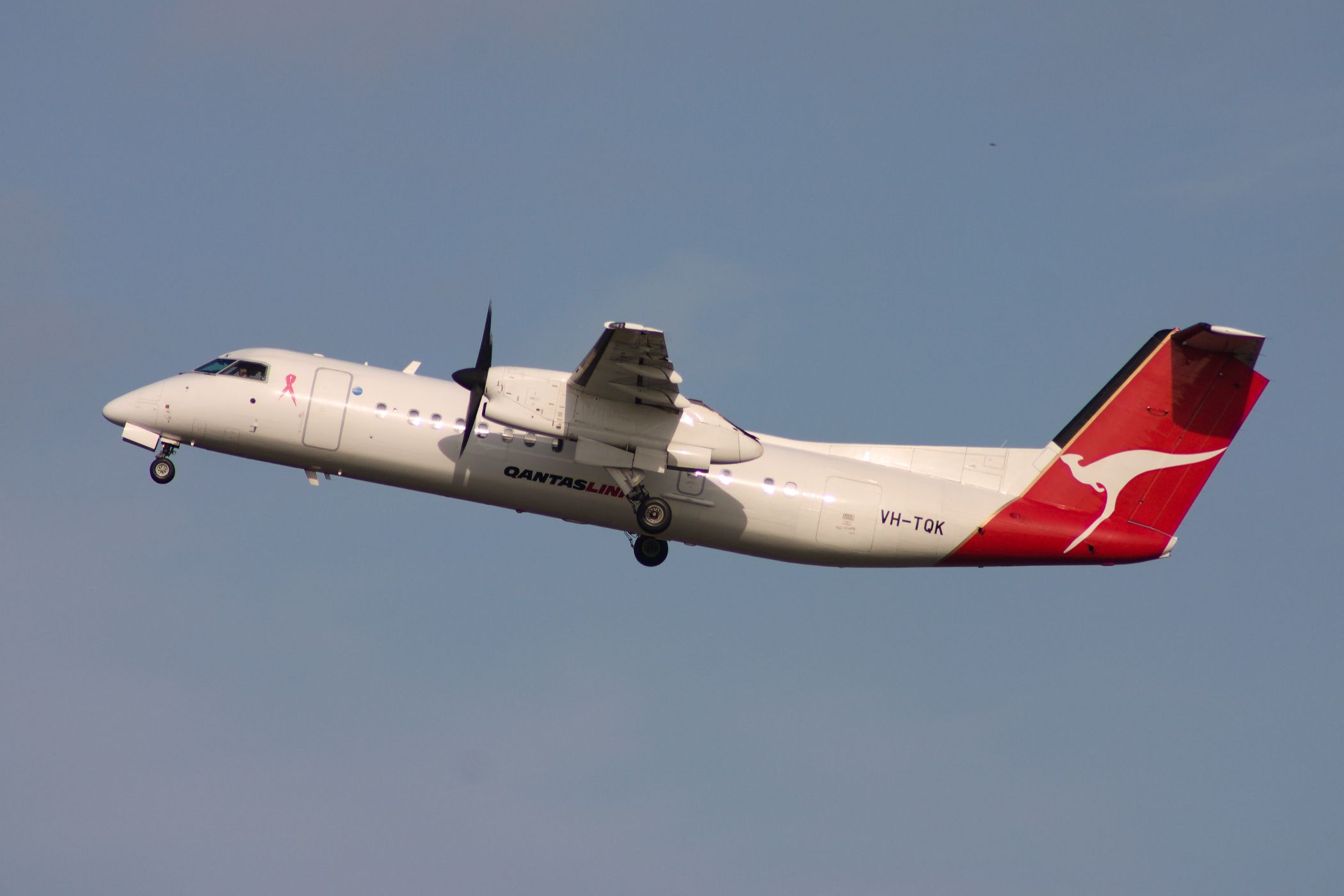 QantasLINK deHavilland Canada DHC8-300 VH-TQK at Kingsford Smith