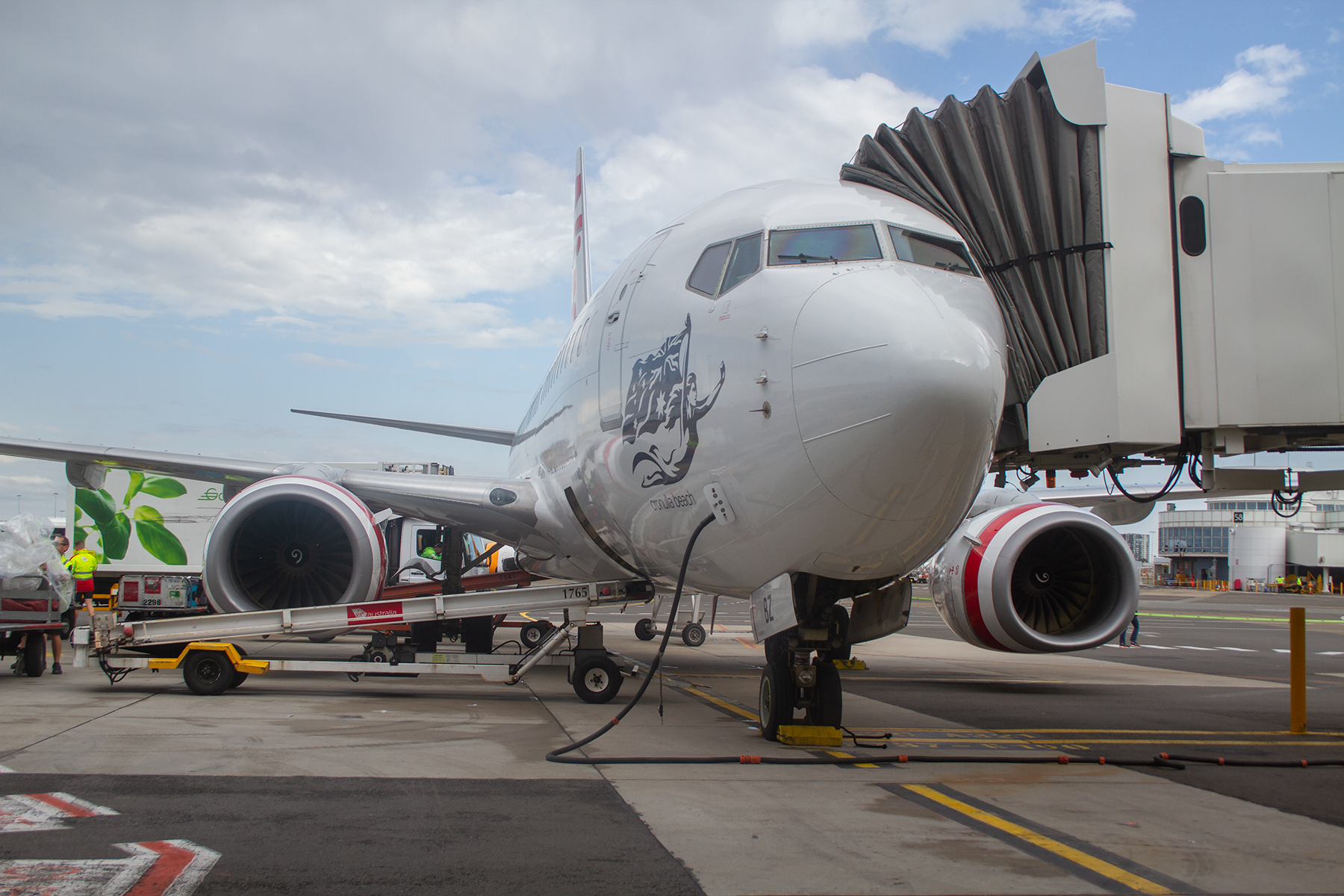 Virgin Australia Airlines Boeing 737-700 VH-VBZ at Kingsford Smith