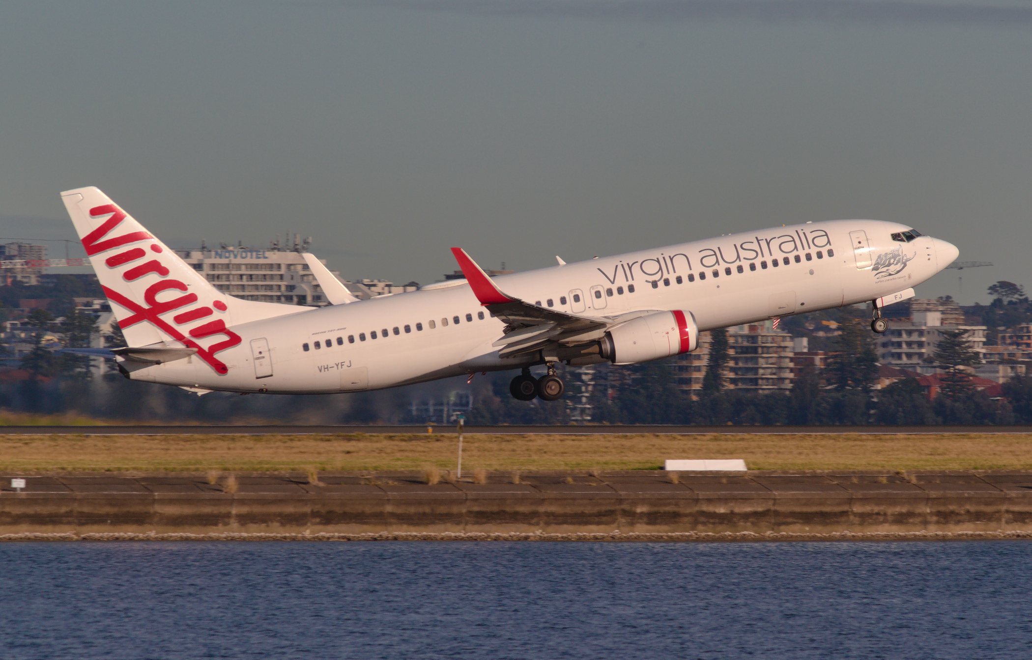 Virgin Australia Airlines Boeing 737-800 VH-YFJ at Kingsford Smith