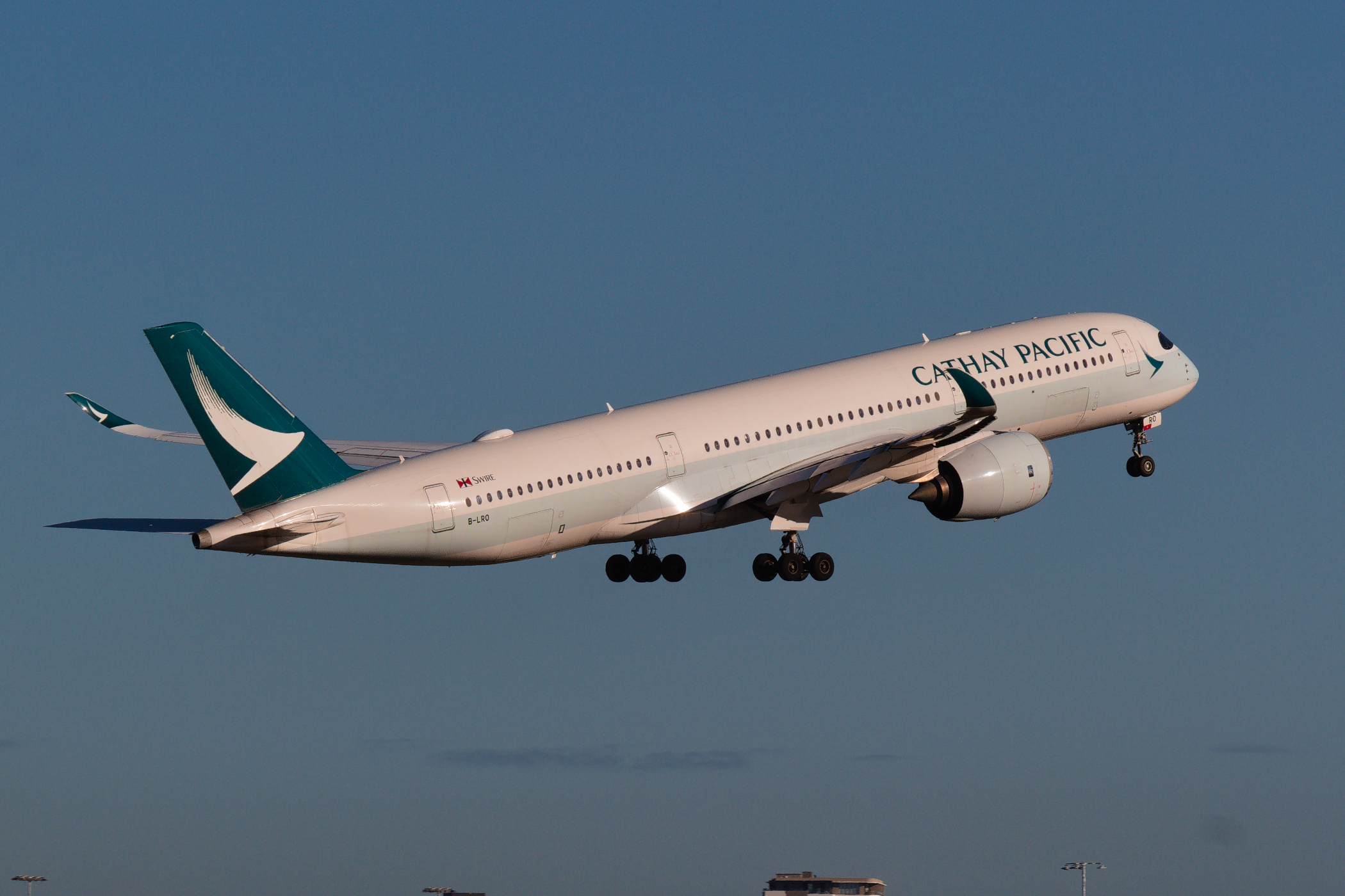 Cathay Pacific Airways Airbus A350-900 B-LRO at Kingsford Smith