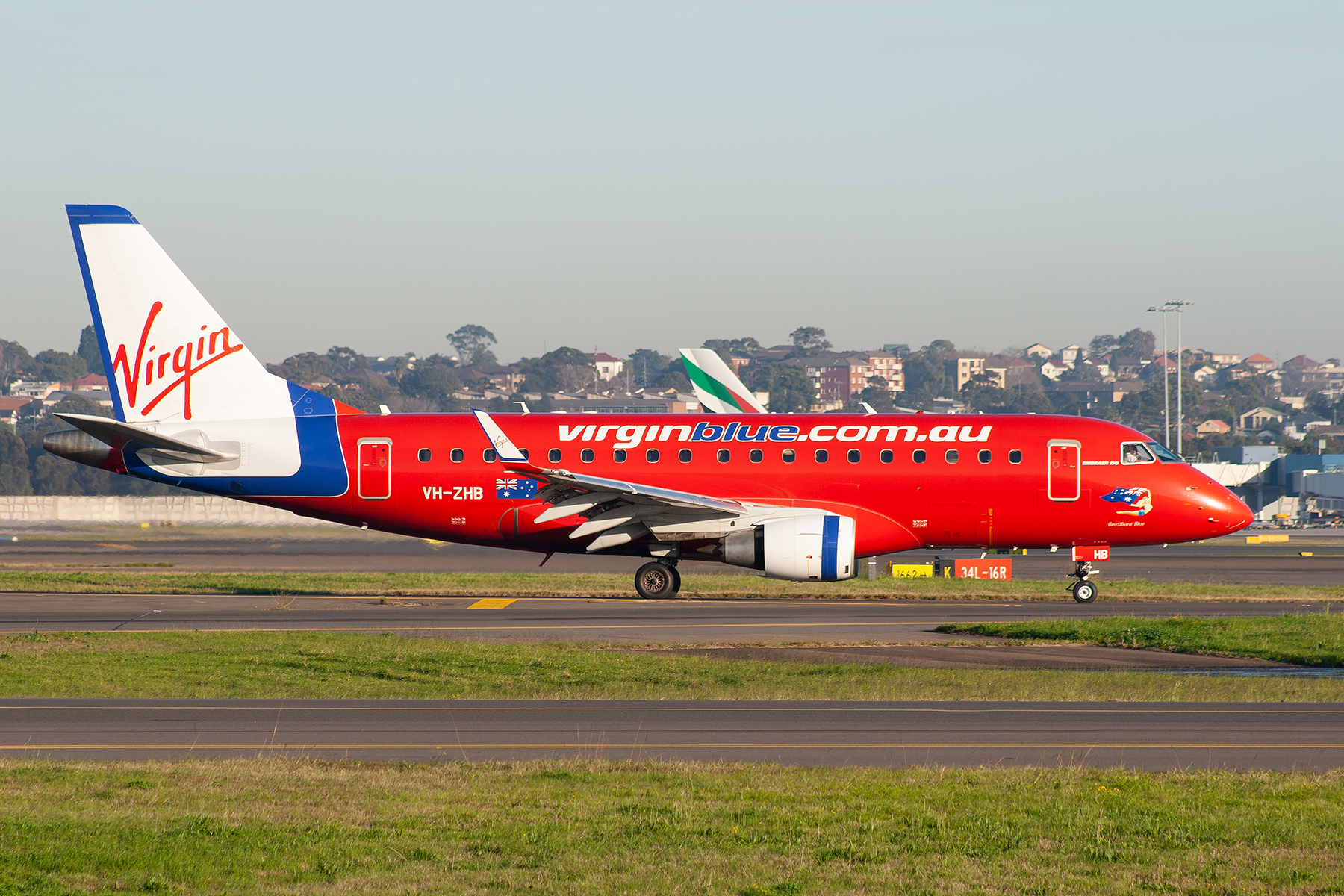 Virgin Blue Airlines Embraer E170LR VH-ZHB at Kingsford Smith