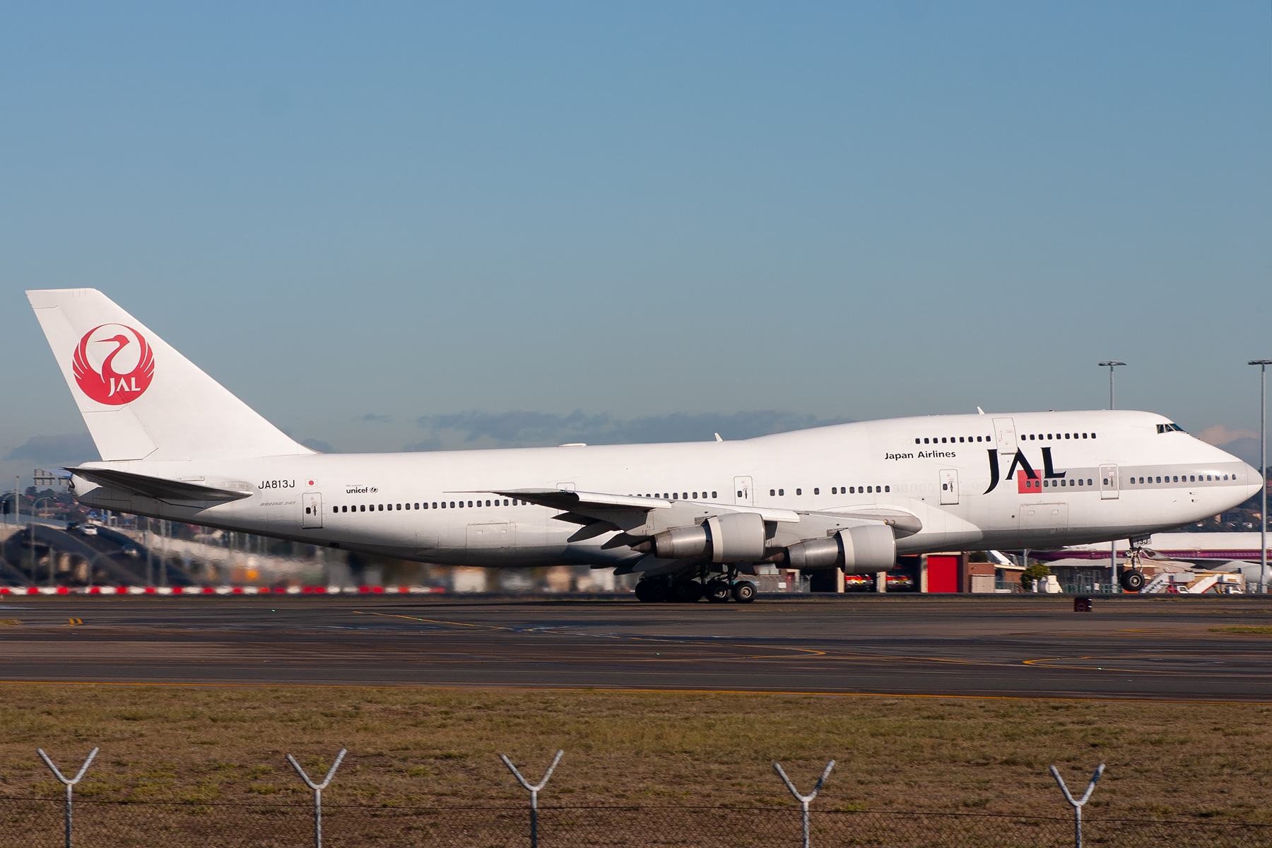 Japan Airlines Boeing 747-300 JA813J at Kingsford Smith