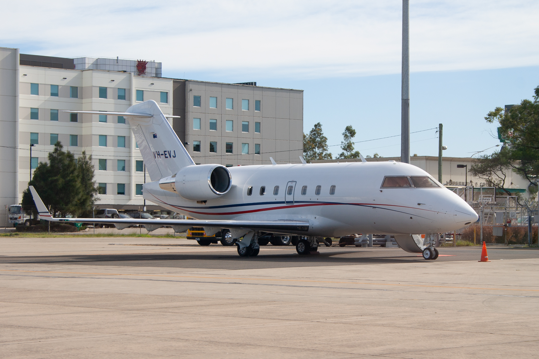 Sydney Jet Charter (Pty) Bombardier Challenger 604 VH-EVJ at Kingsford Smith