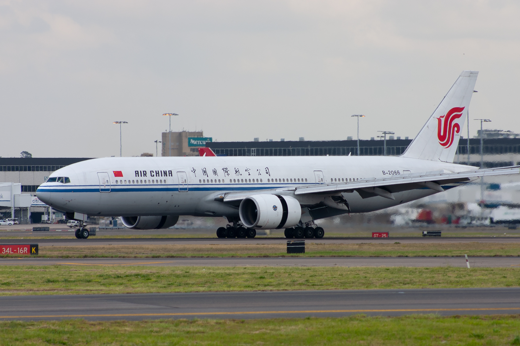 Air China Boeing 777-200 B-2066 at Kingsford Smith