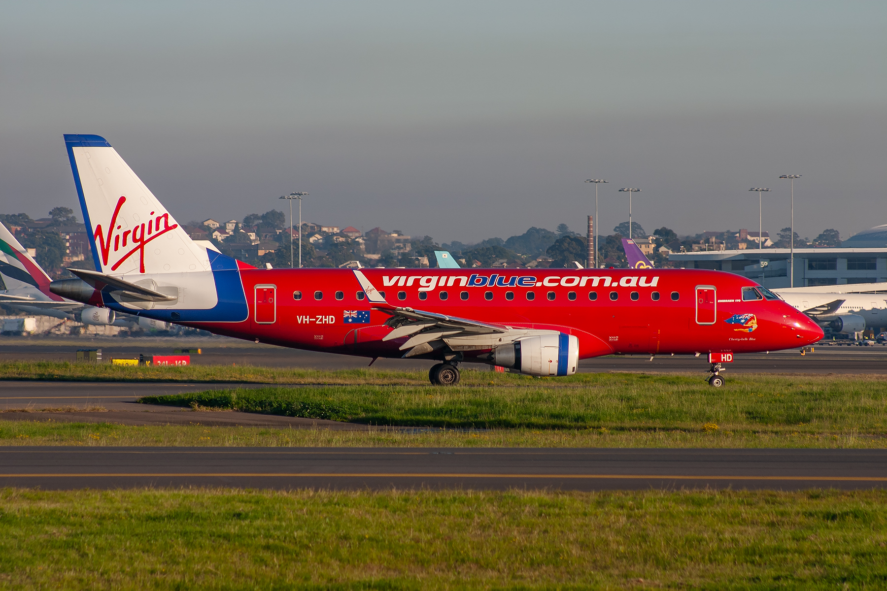 Virgin Blue Airlines Embraer E170LR VH-ZHD at Kingsford Smith