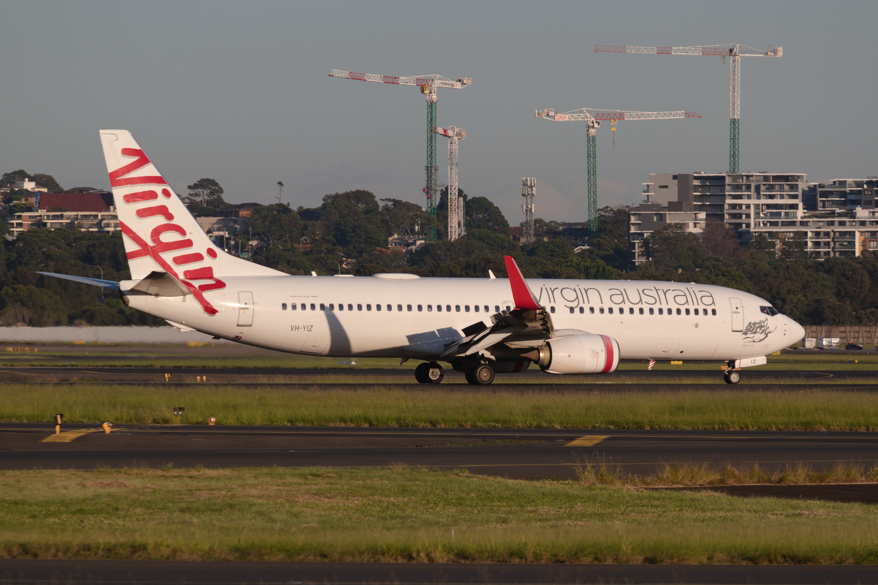 Virgin Australia Airlines Boeing 737-800 VH-YIZ at Kingsford Smith