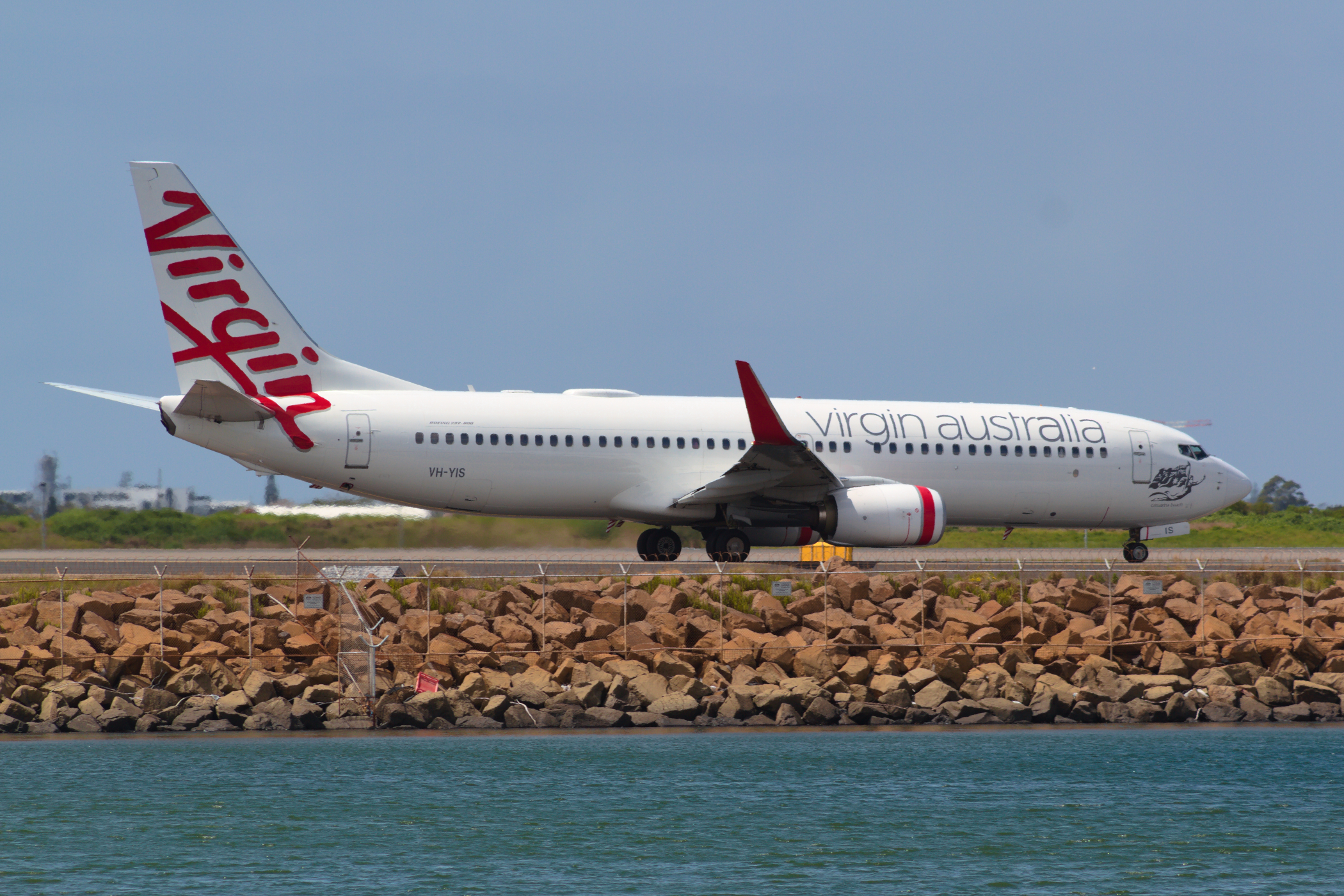 Virgin Australia Airlines Boeing 737-800 VH-YIS at Kingsford Smith