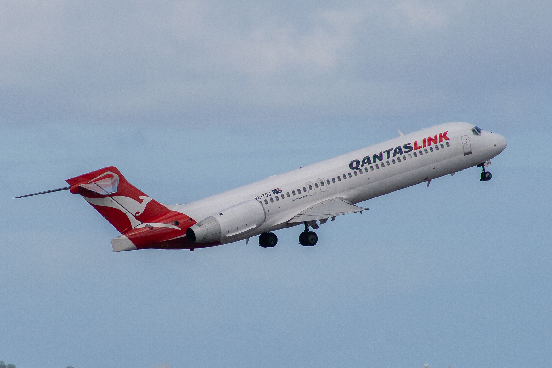 QantasLINK Boeing 717-200 VH-YQU at Kingsford Smith