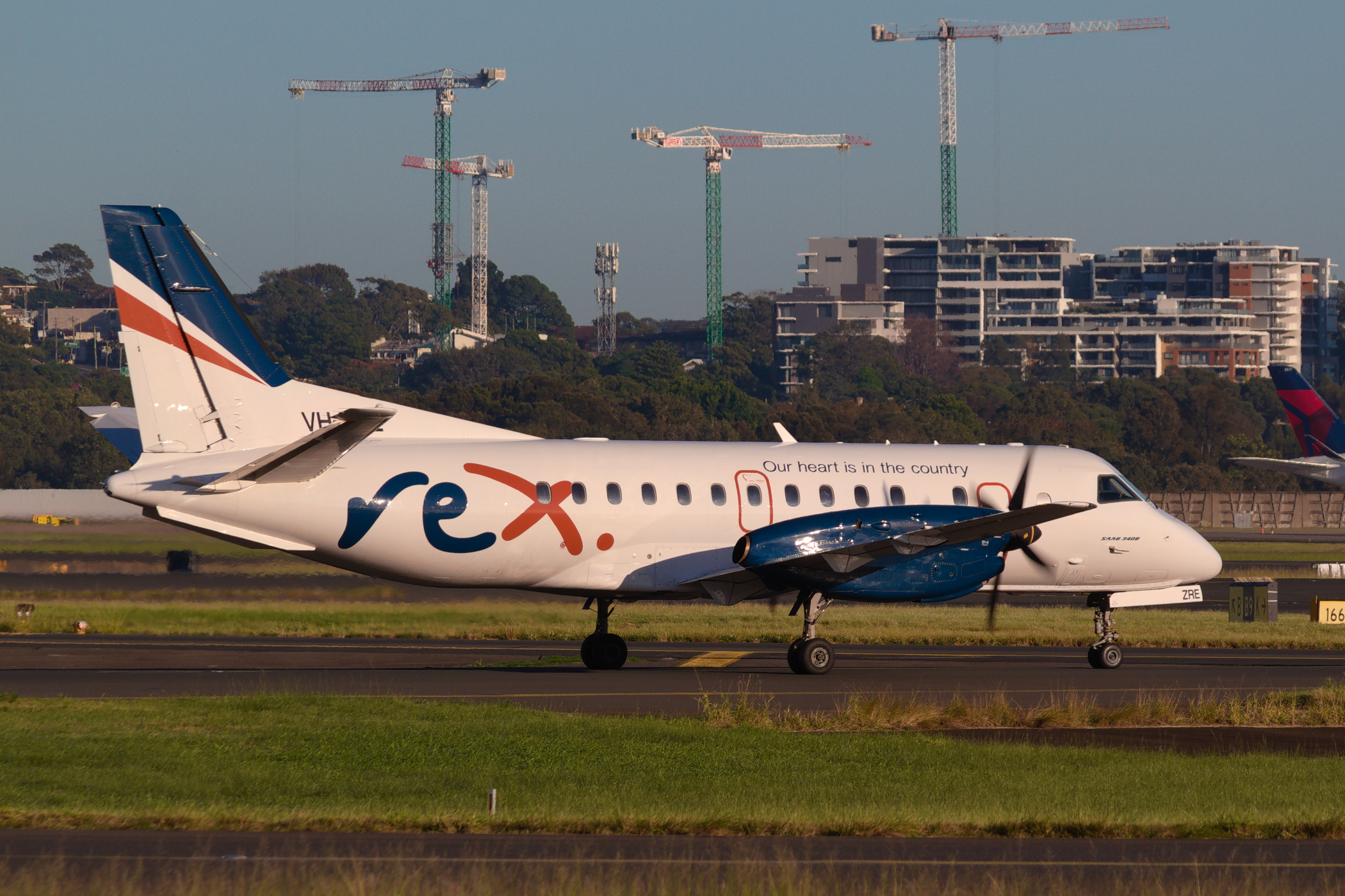 Rex Airlines Saab 340B VH-ZRE at Kingsford Smith