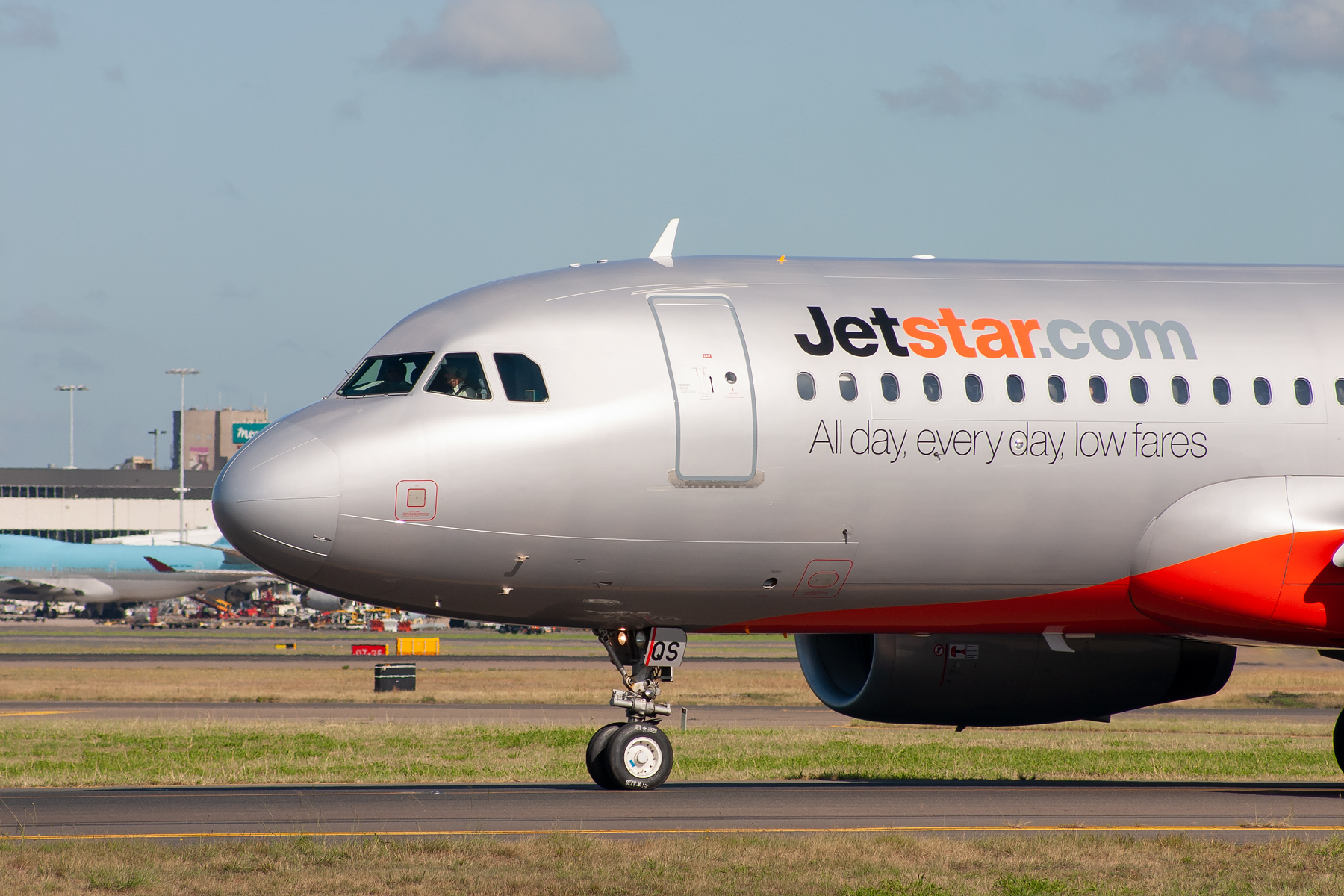 Jetstar Airways Airbus A320-200 VH-VQS at Kingsford Smith