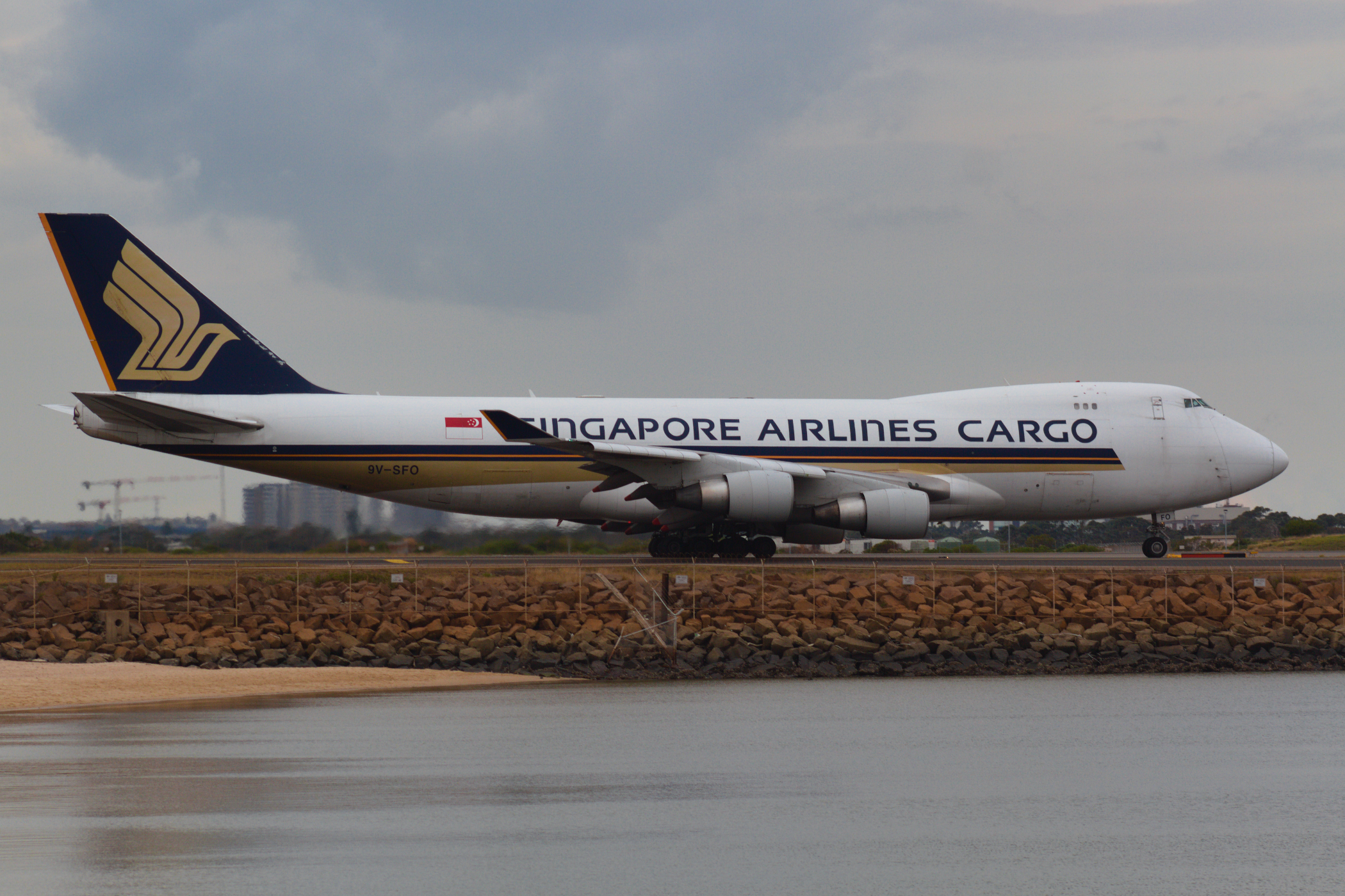 Singapore AL Cargo Boeing 747-400F 9V-SFO at Kingsford Smith