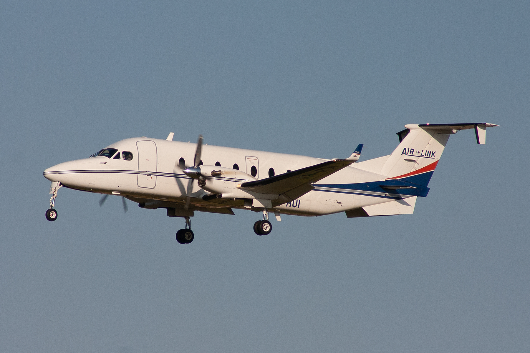 Air Link Pty Beech B1900D VH-RUI at Kingsford Smith