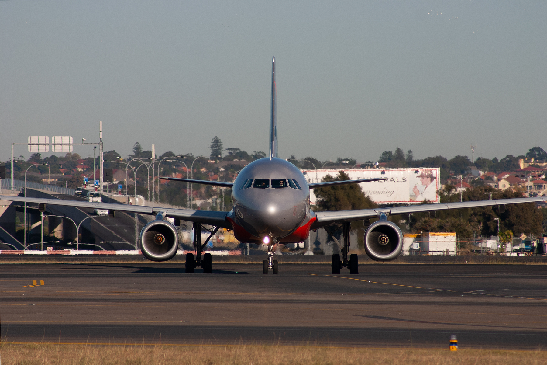 Jetstar Airways Airbus A320-200 VH-VQZ at Kingsford Smith