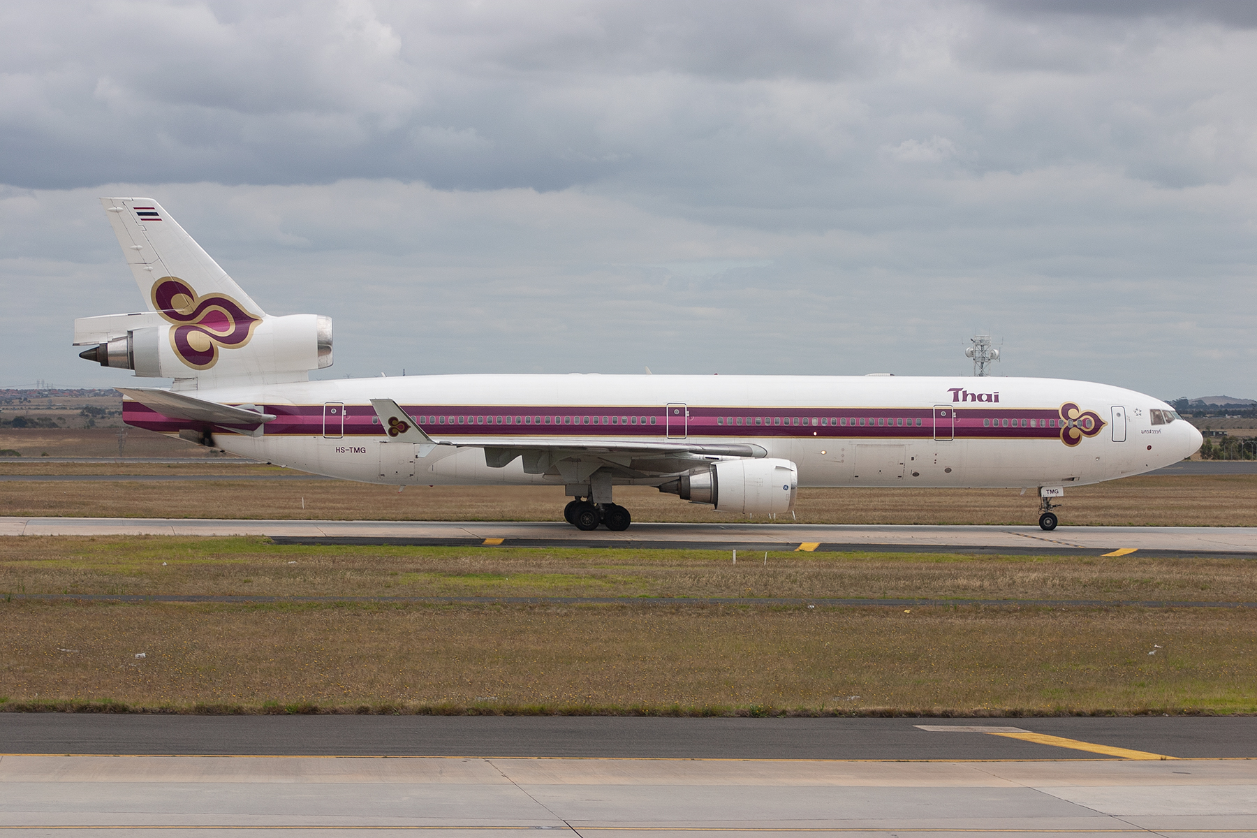 Thai Airways McDonnell Douglas MD11 HS-TMG at Tullamarine