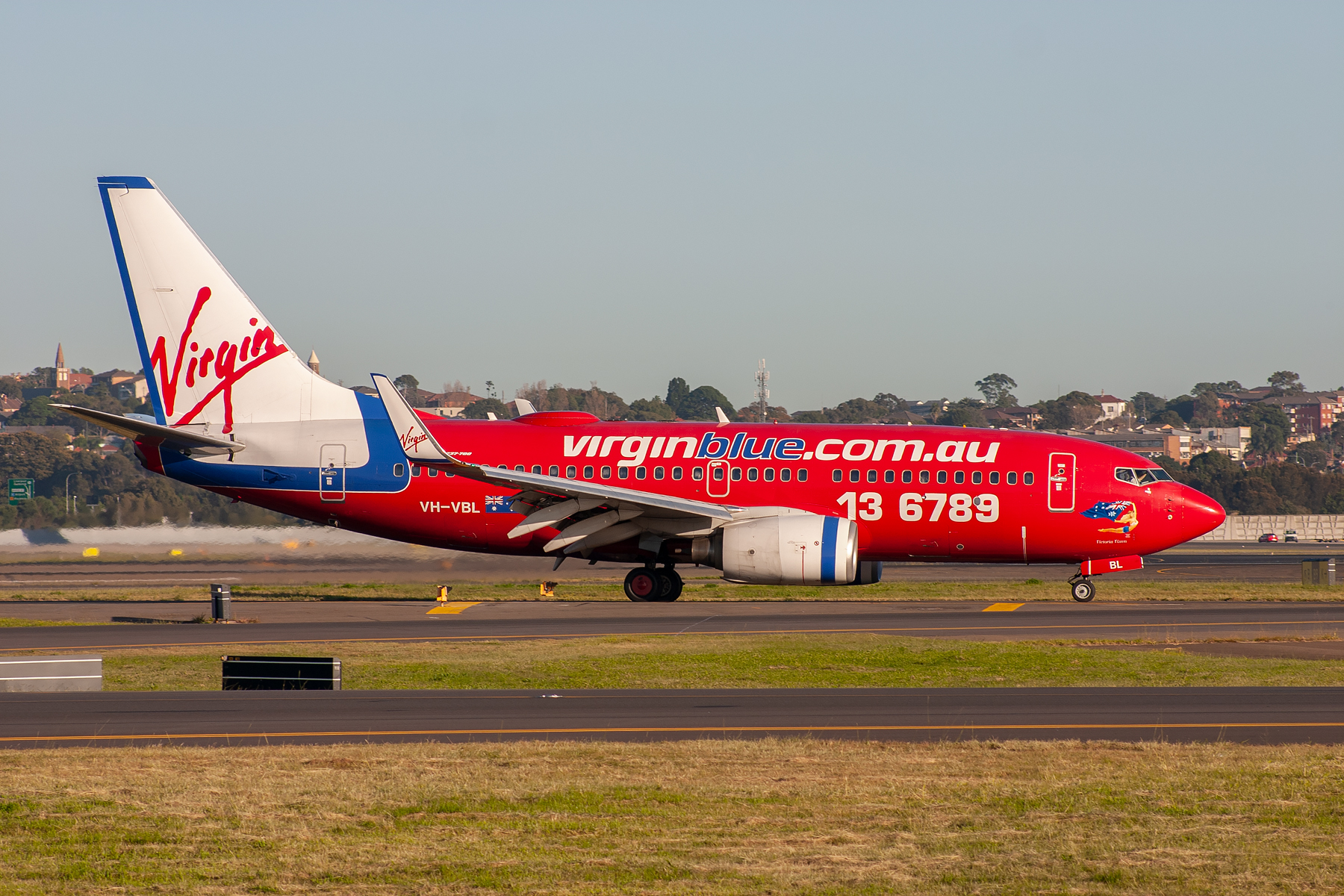 Virgin Blue Airlines Boeing 737-700 VH-VBL at Kingsford Smith